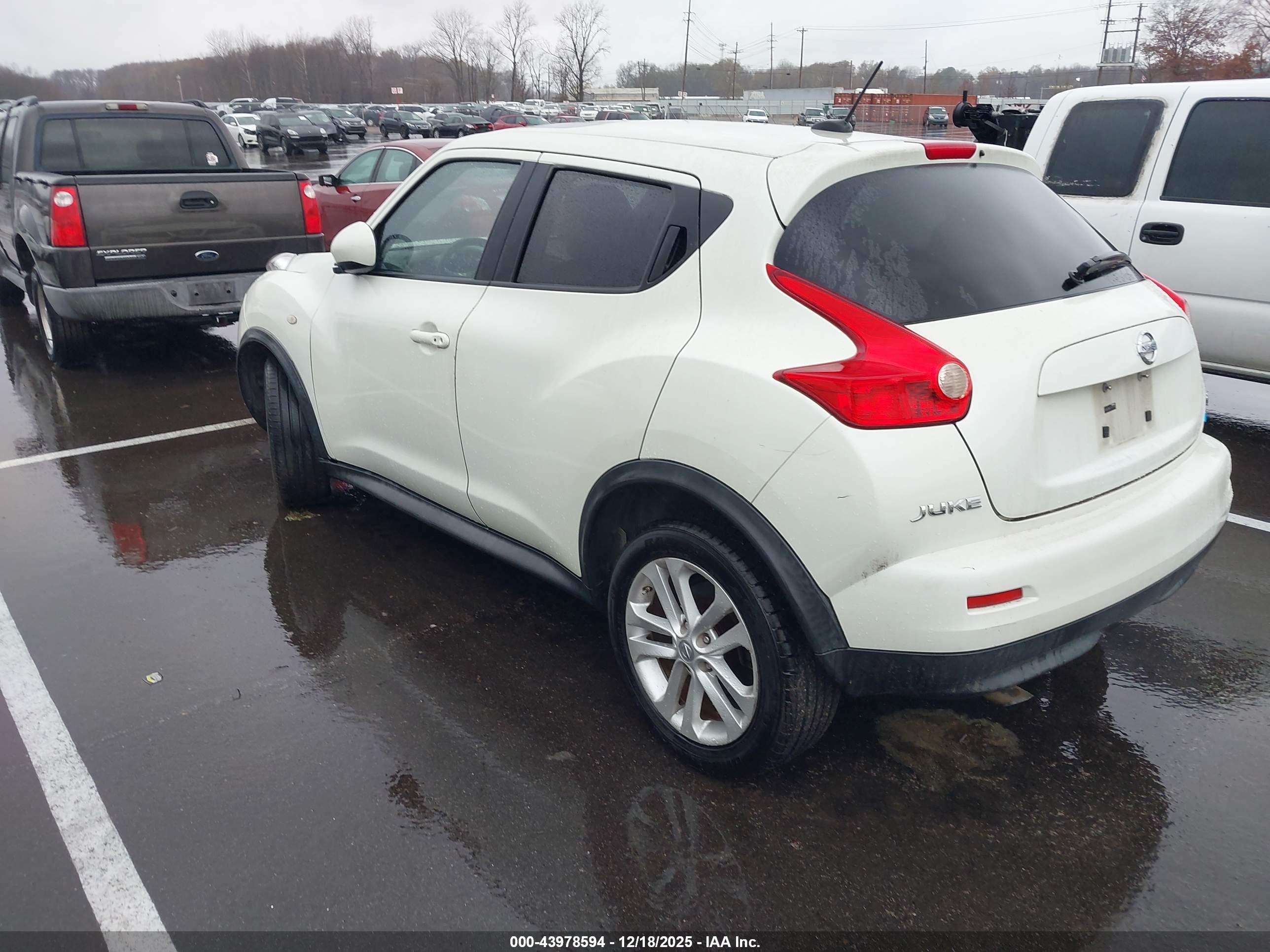 NISSAN JUKE image 3