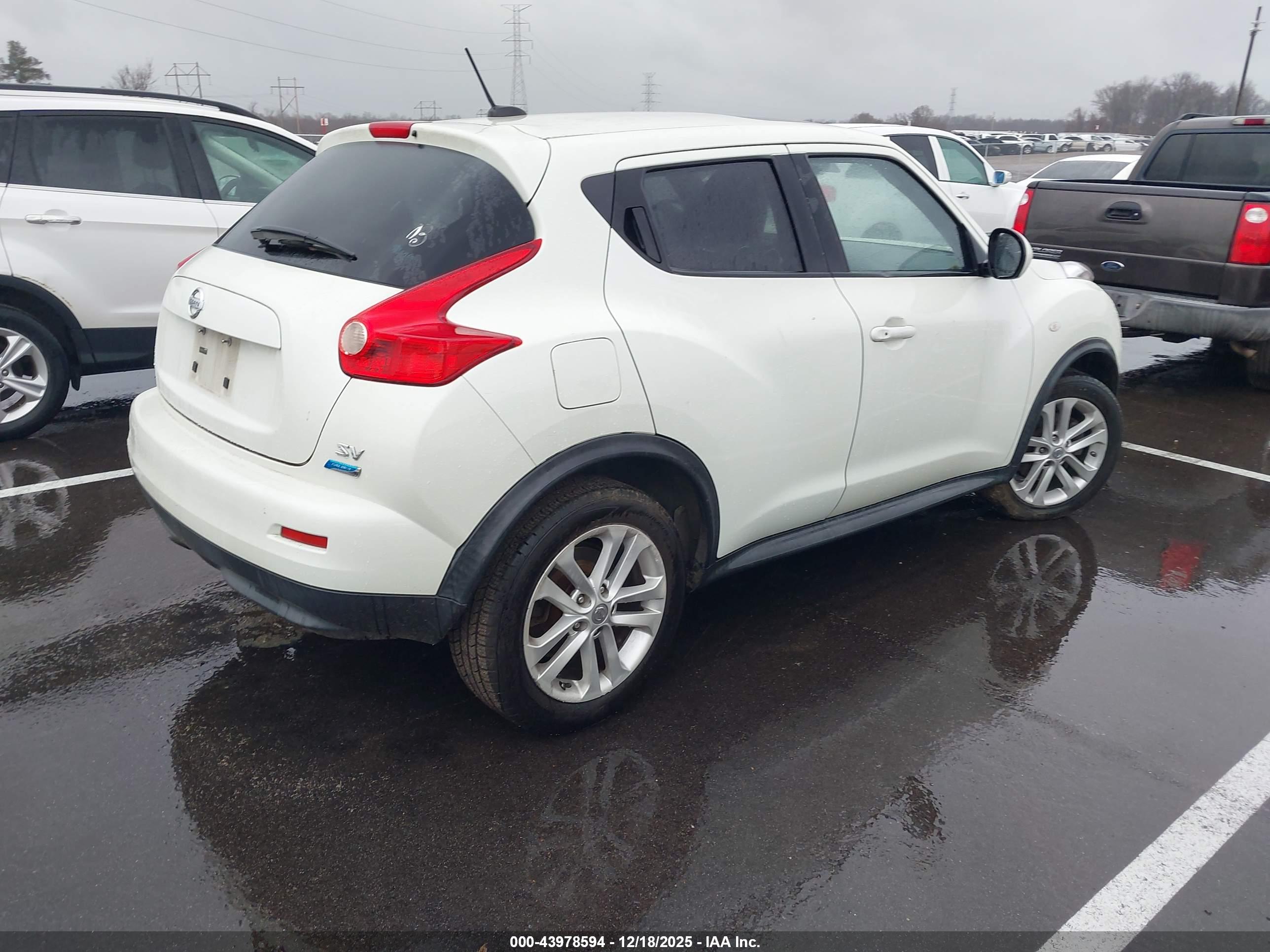 NISSAN JUKE image 4