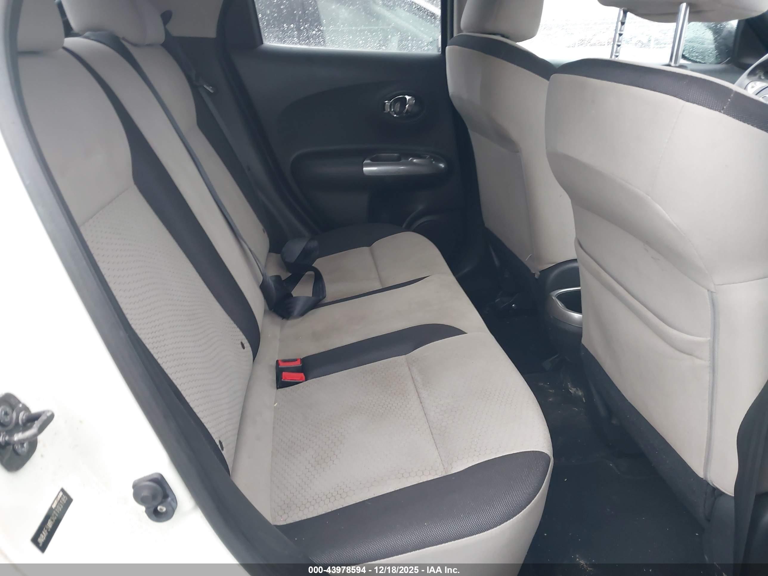 NISSAN JUKE image 8
