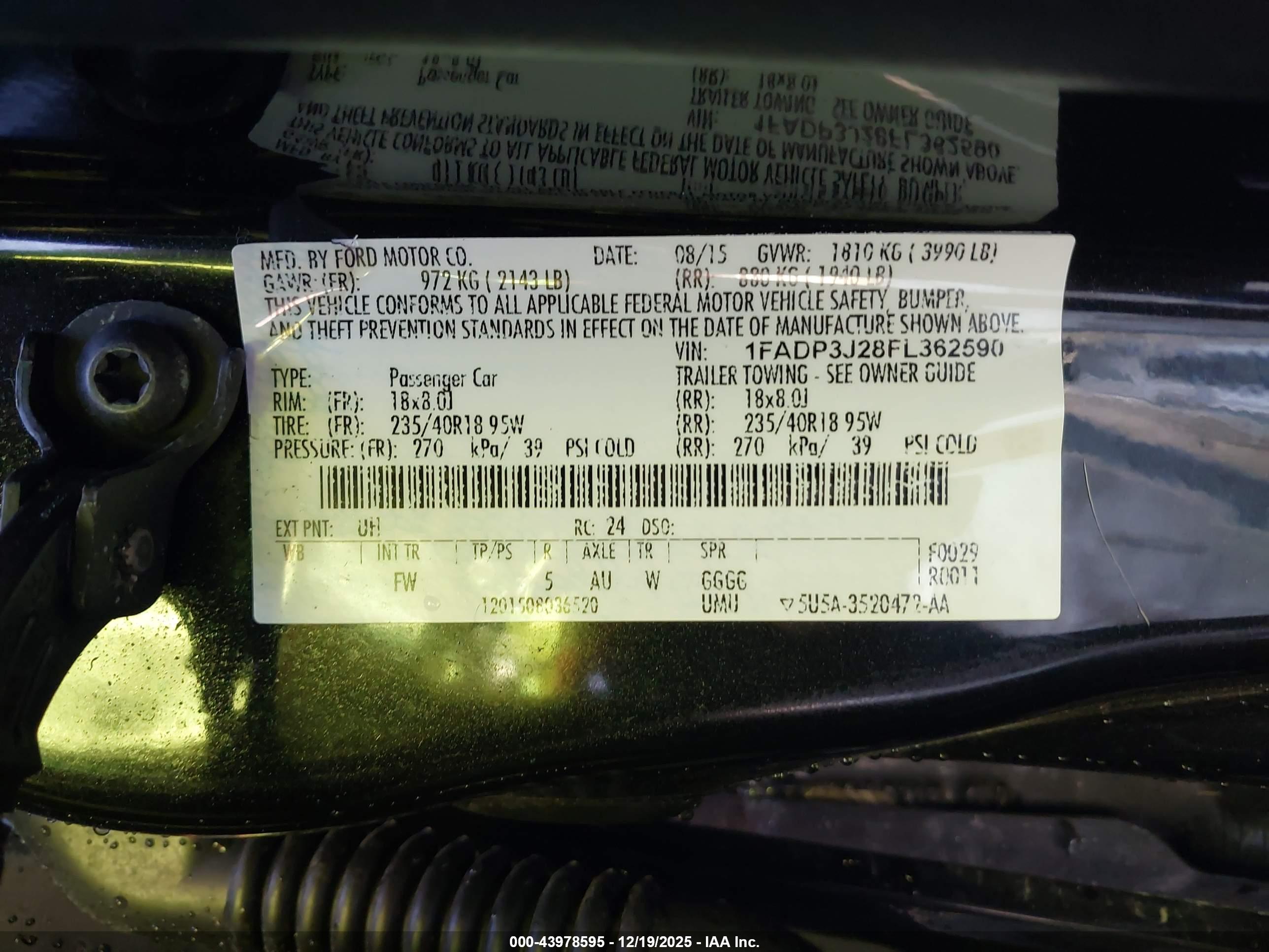 FORD FOCUS image 9