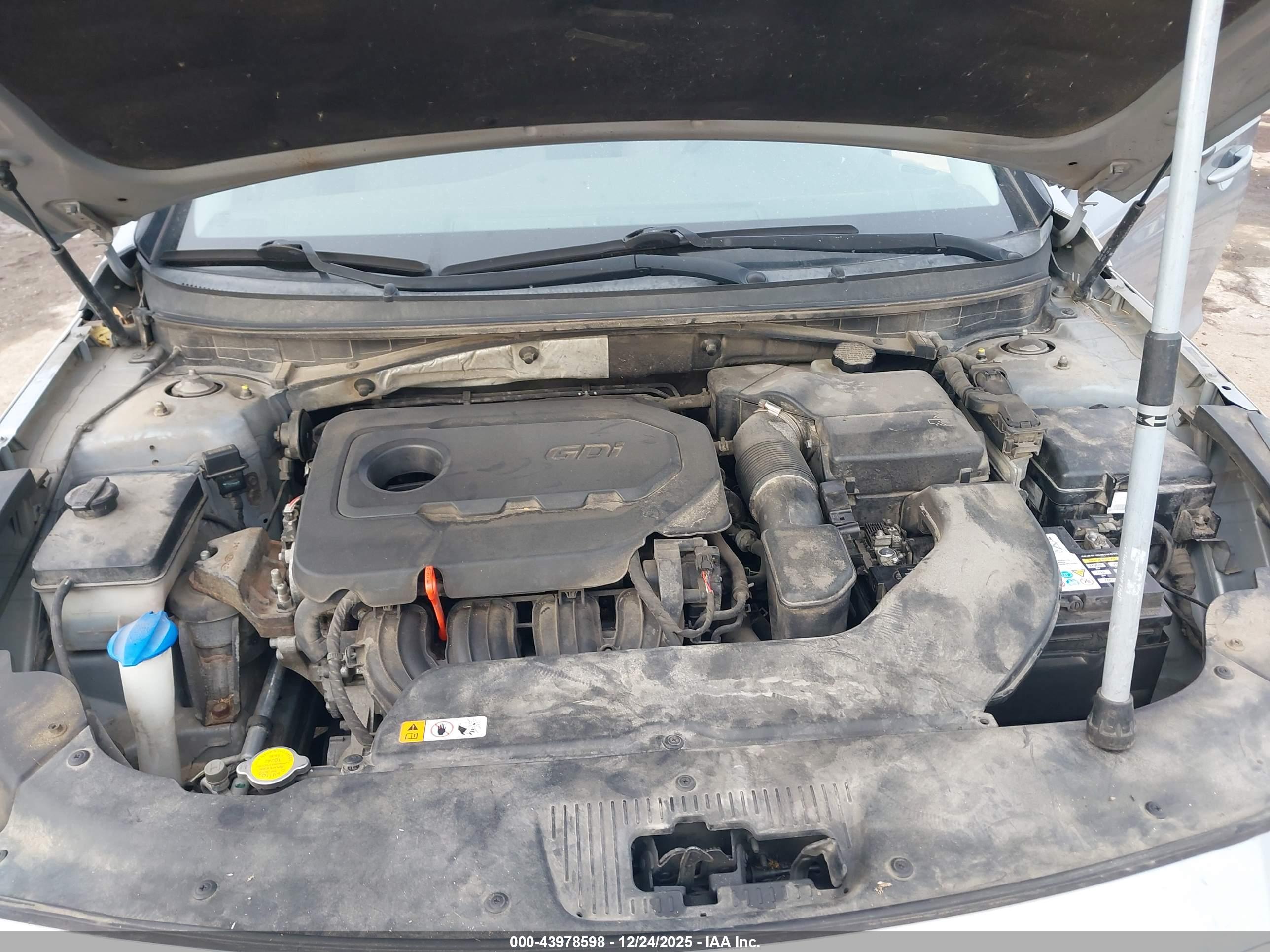 HYUNDAI SONATA image 10