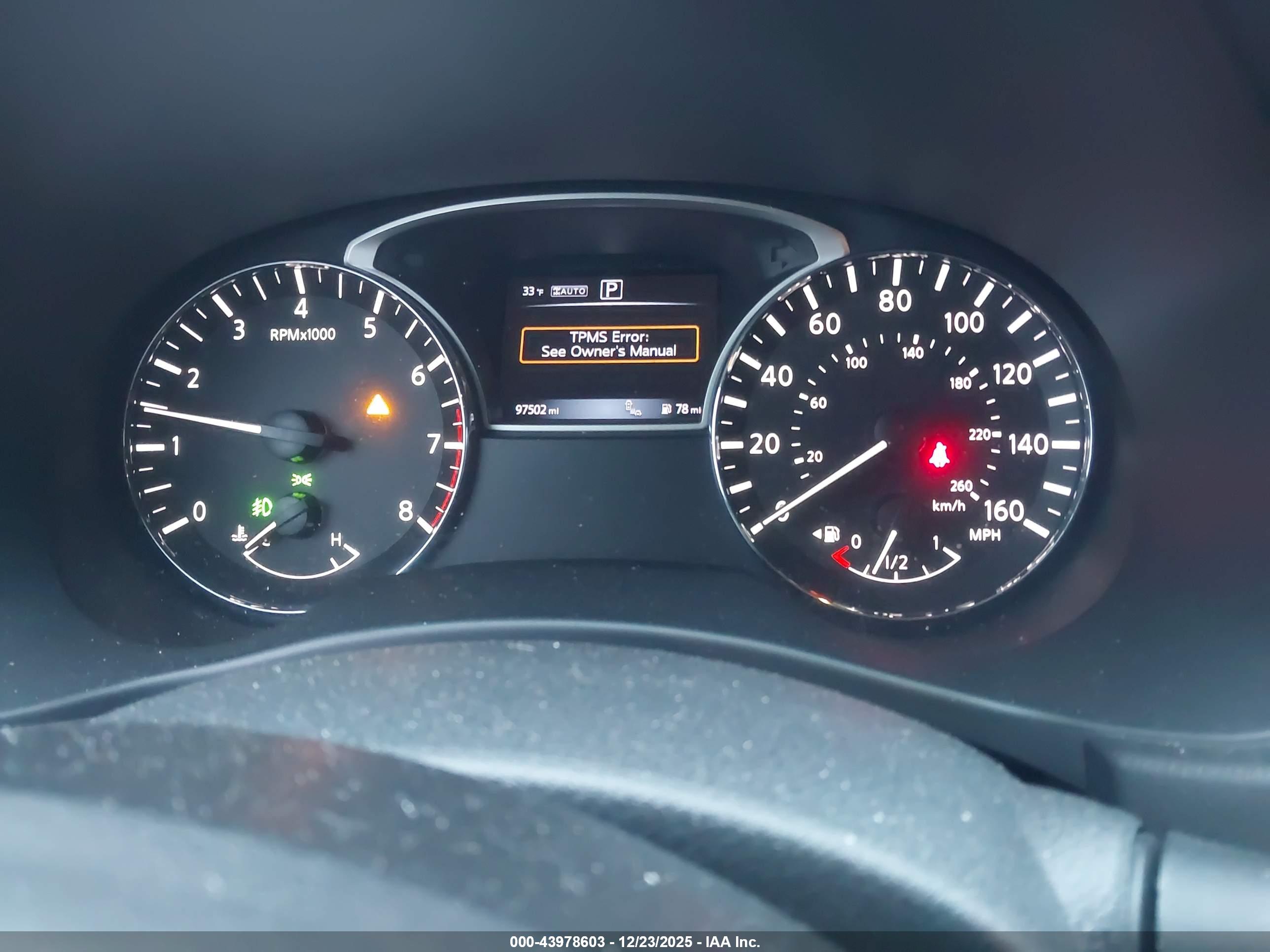 NISSAN PATHFINDER image 7
