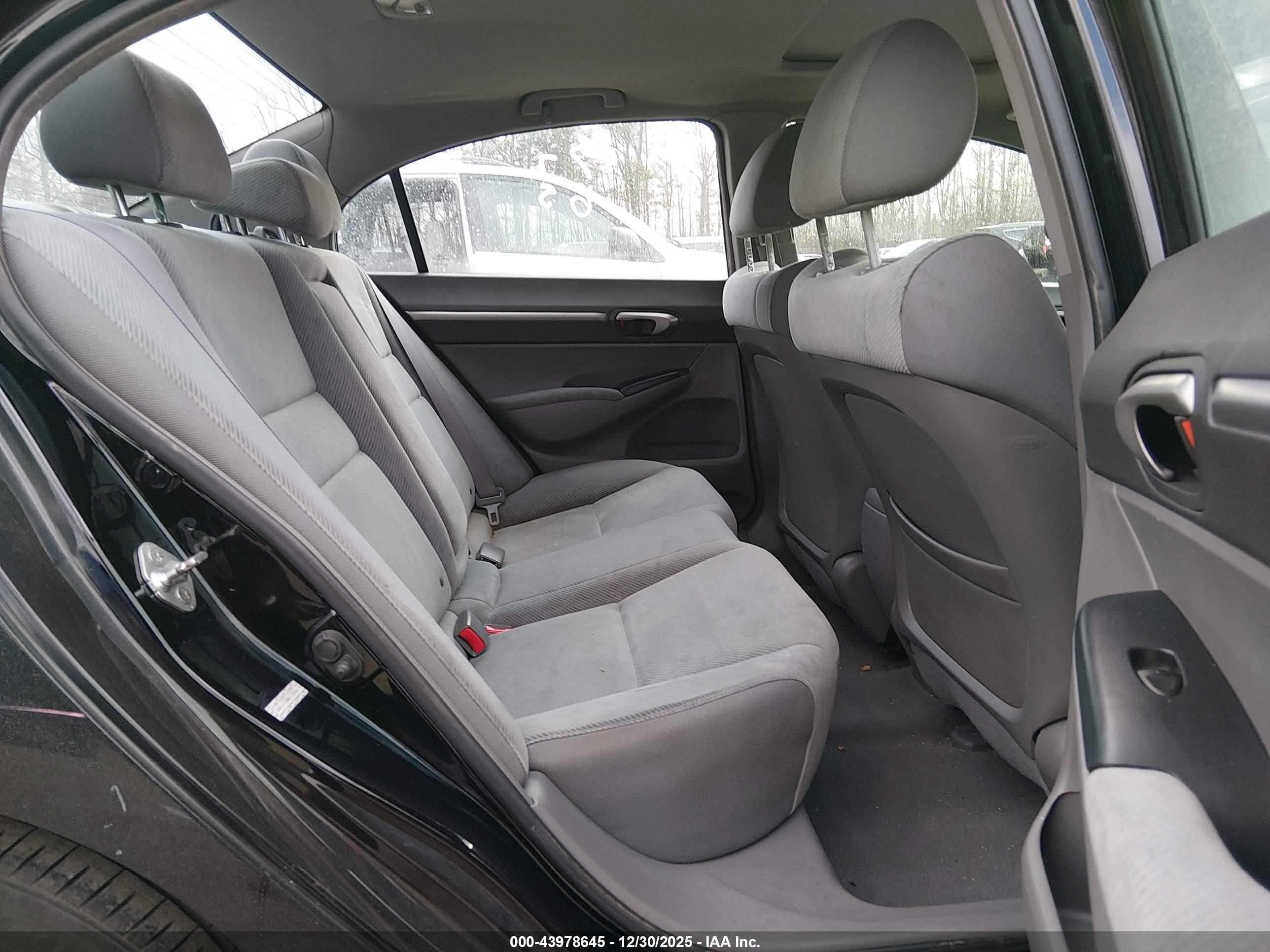 HONDA CIVIC image 8