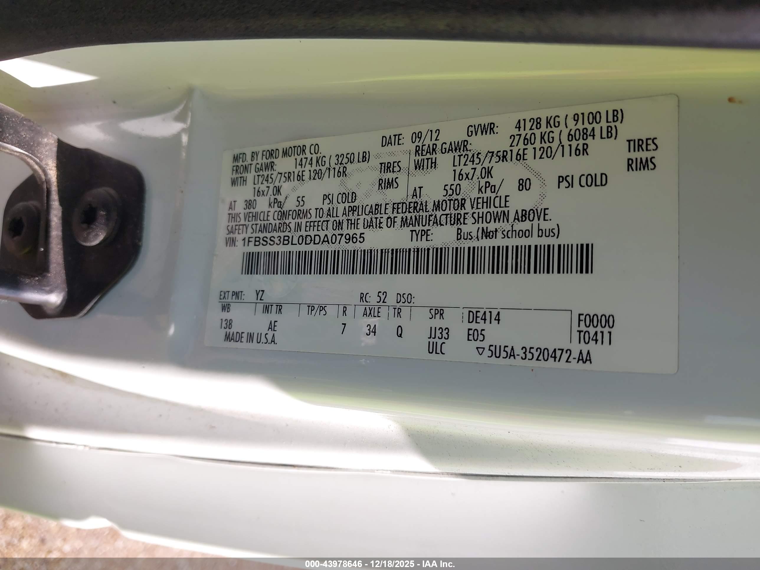 FORD E-350 image 9