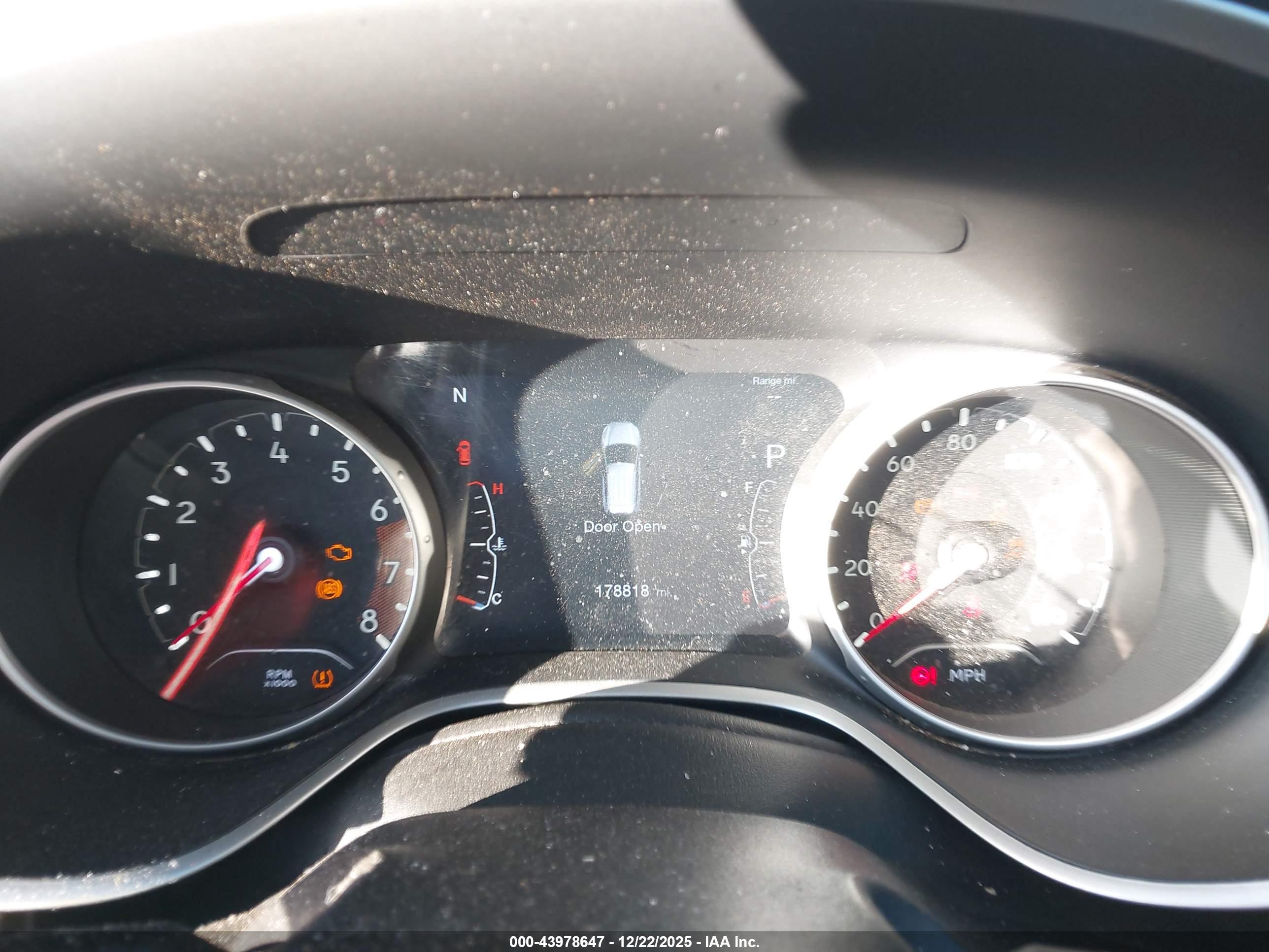 JEEP COMPASS image 7
