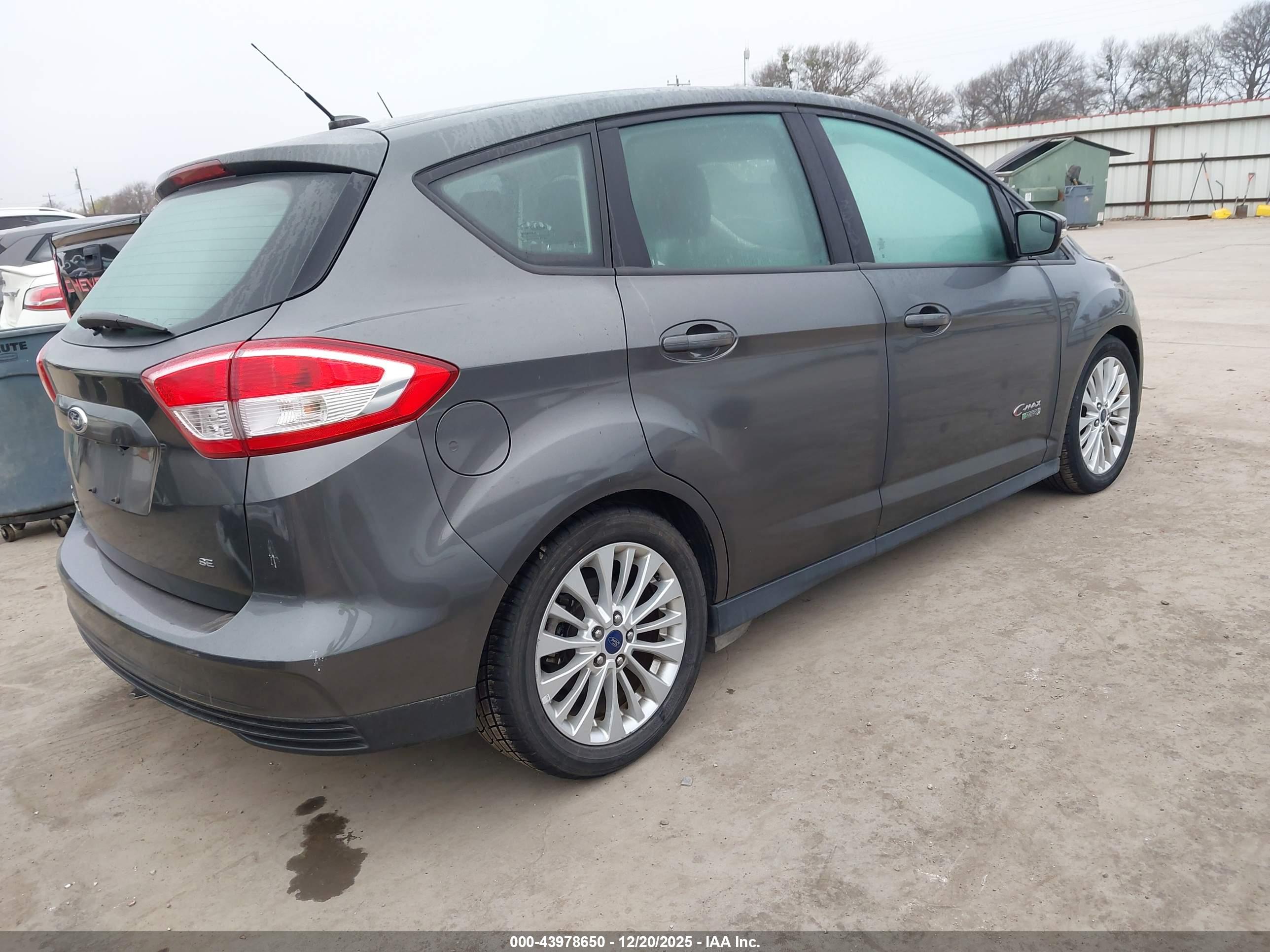 FORD C-MAX image 4