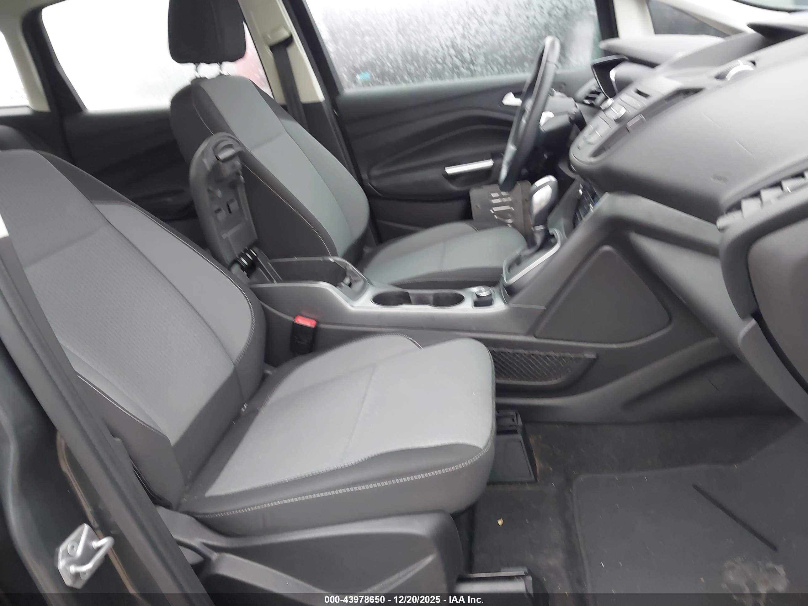 FORD C-MAX image 5