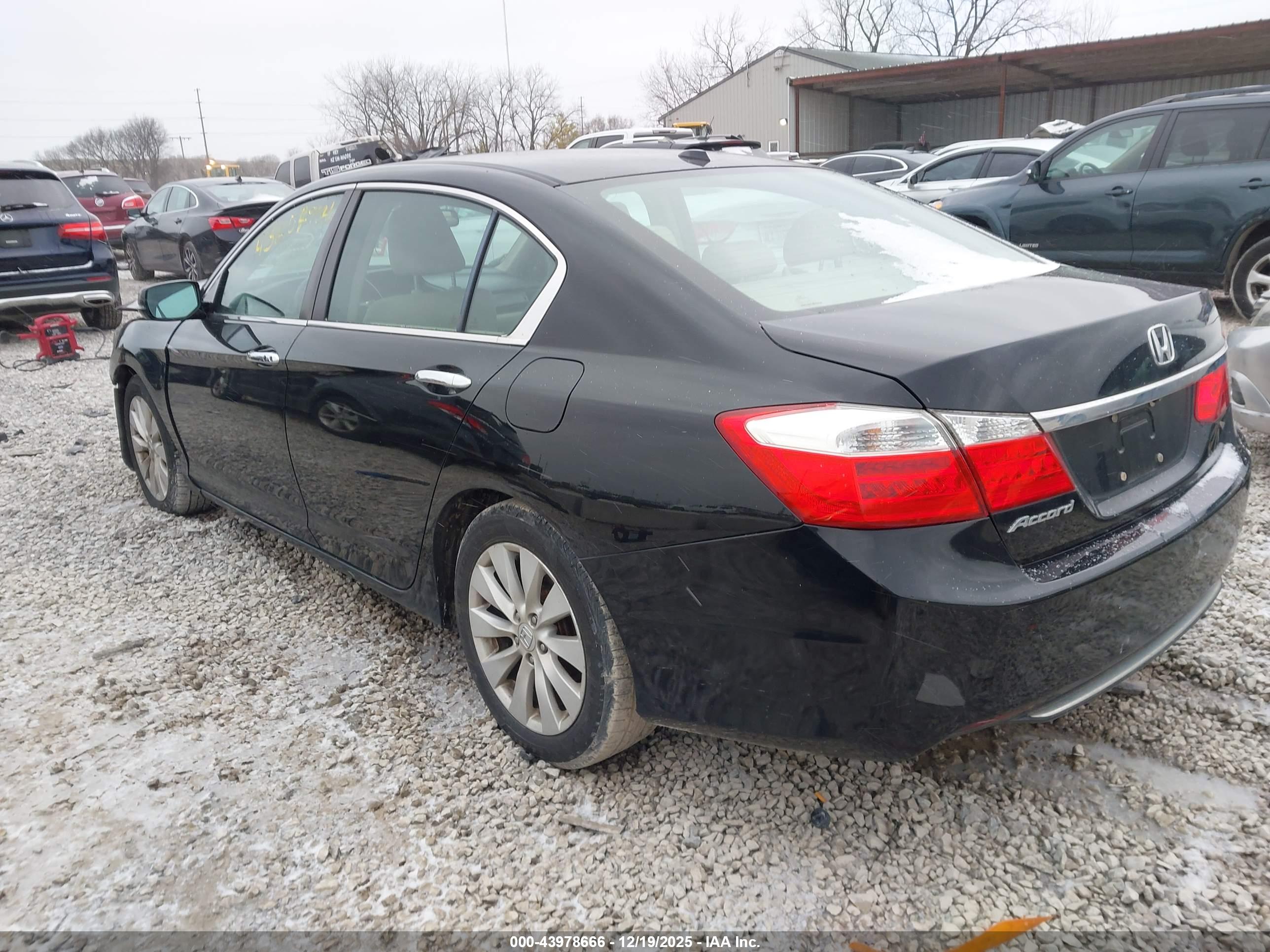 HONDA ACCORD image 3