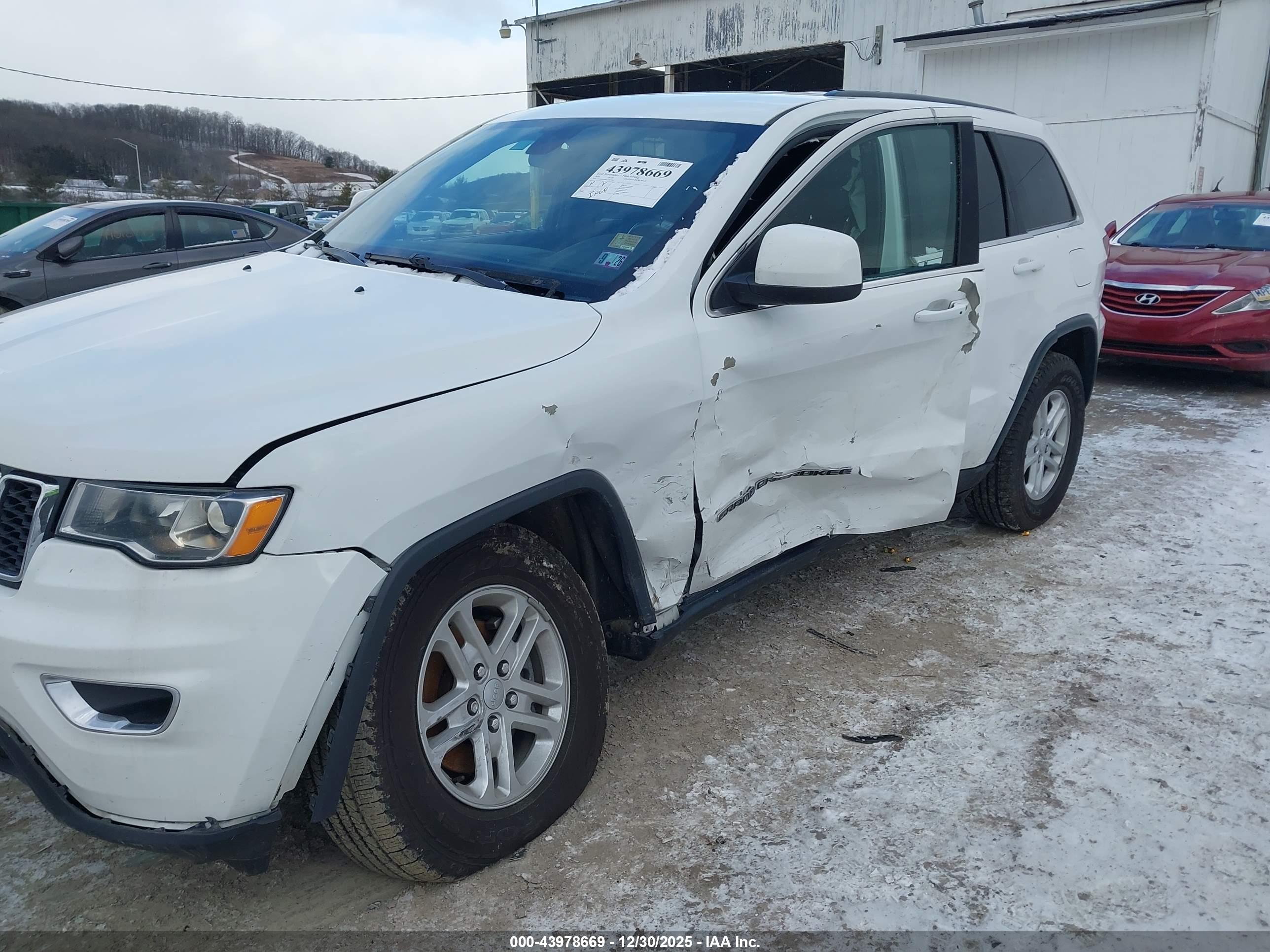 JEEP GRAND image 6