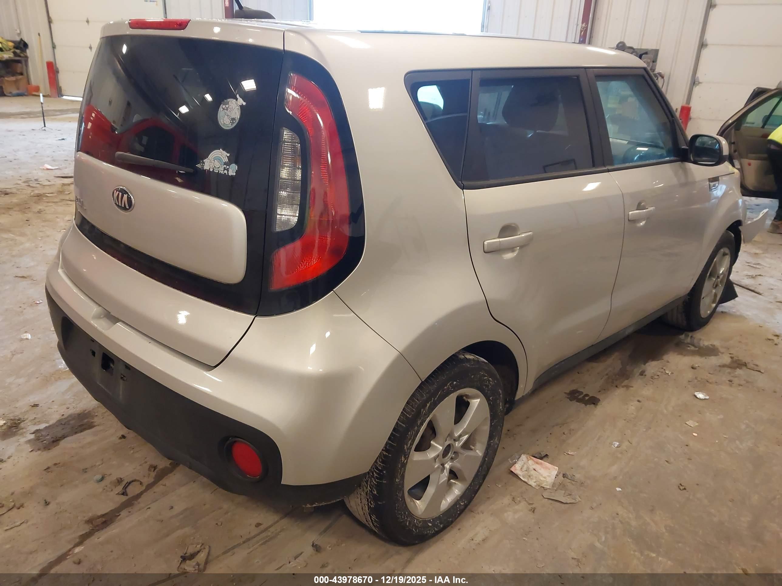 KIA SOUL image 4