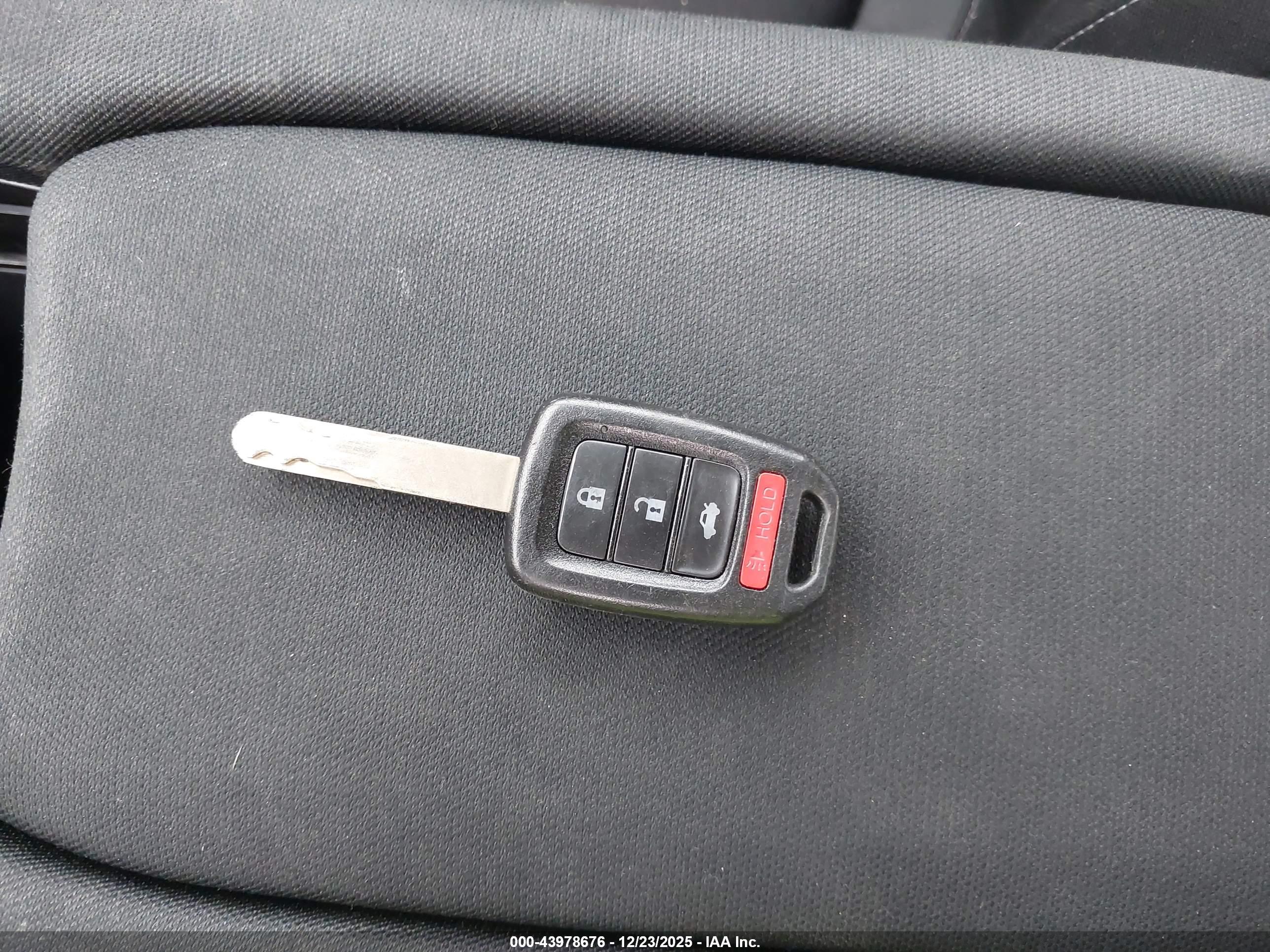 HONDA CIVIC image 11
