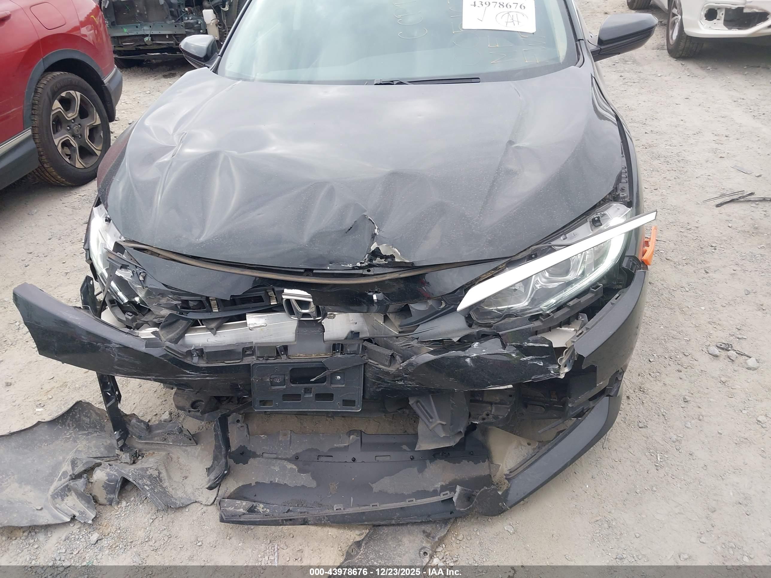 HONDA CIVIC image 6