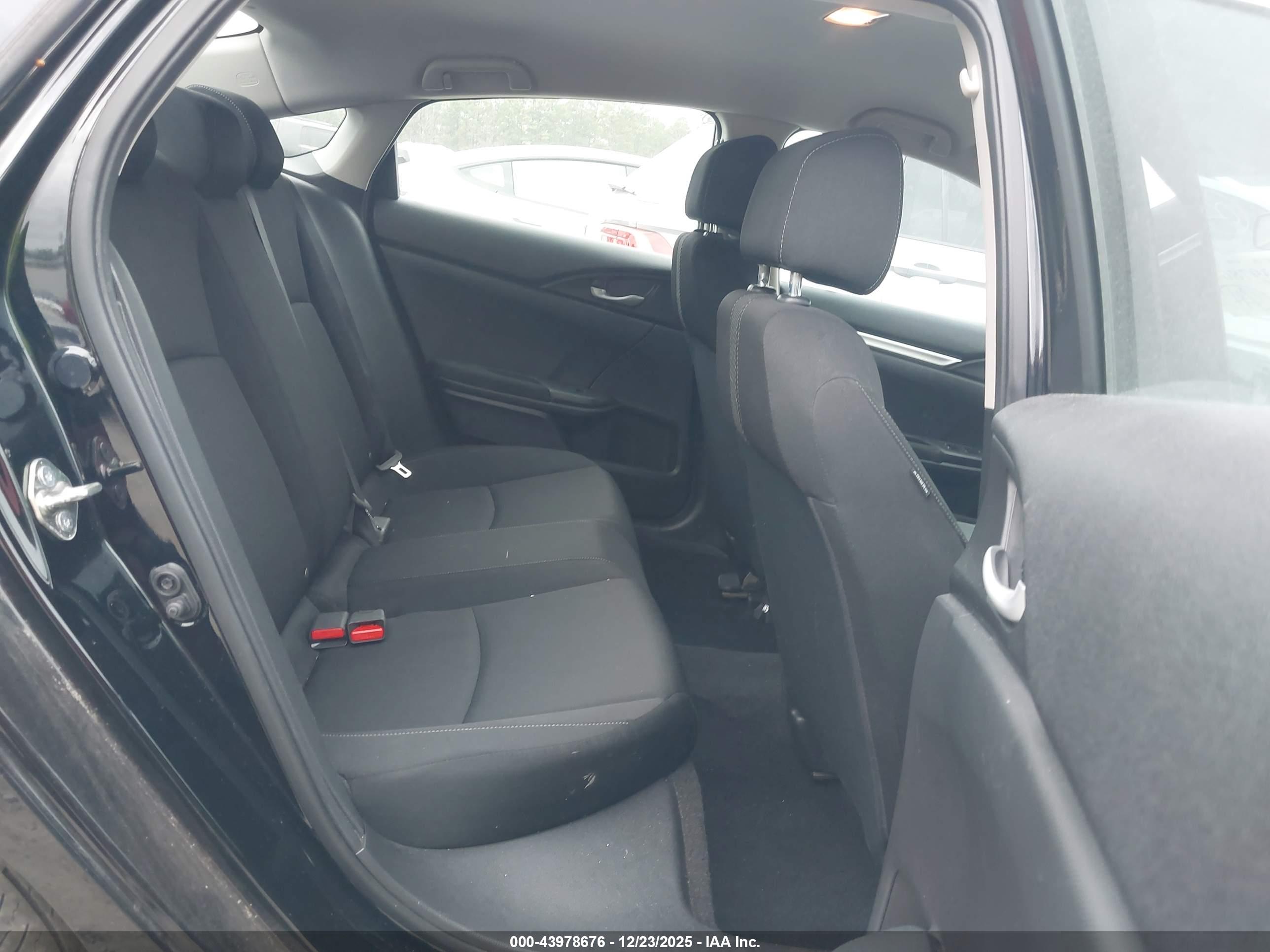 HONDA CIVIC image 8