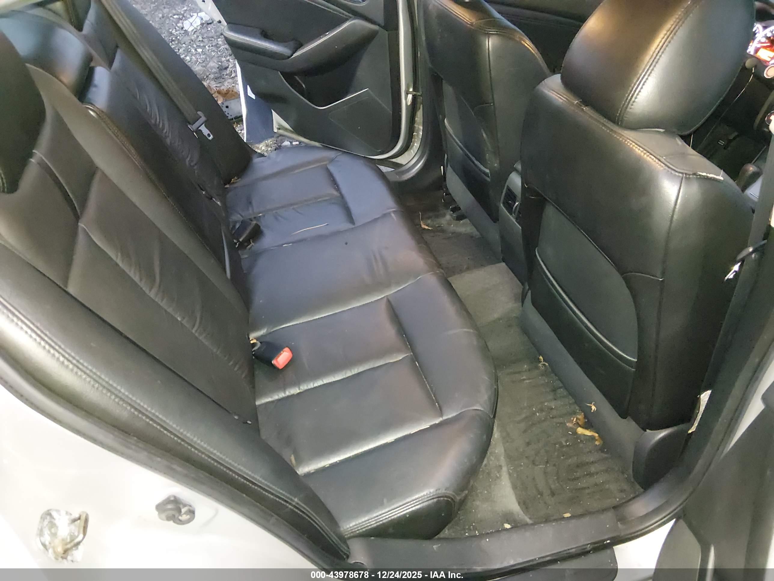 NISSAN ALTIMA image 8