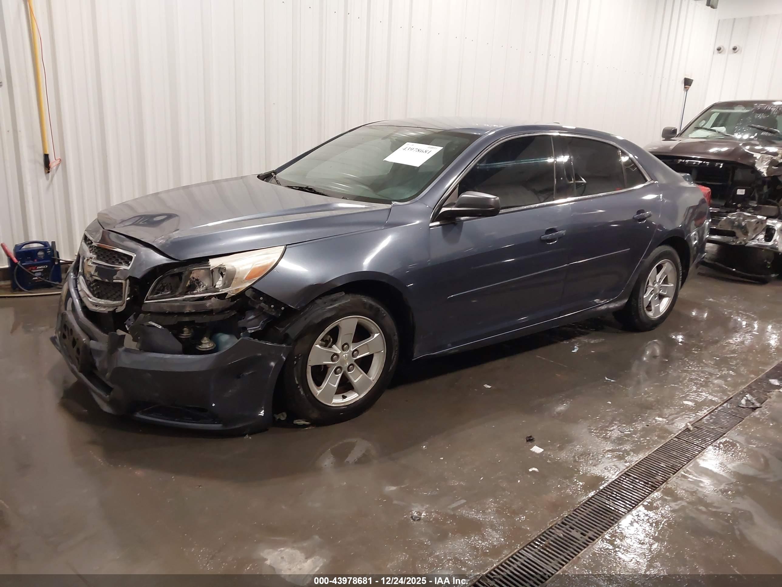 CHEVROLET MALIBU image 2