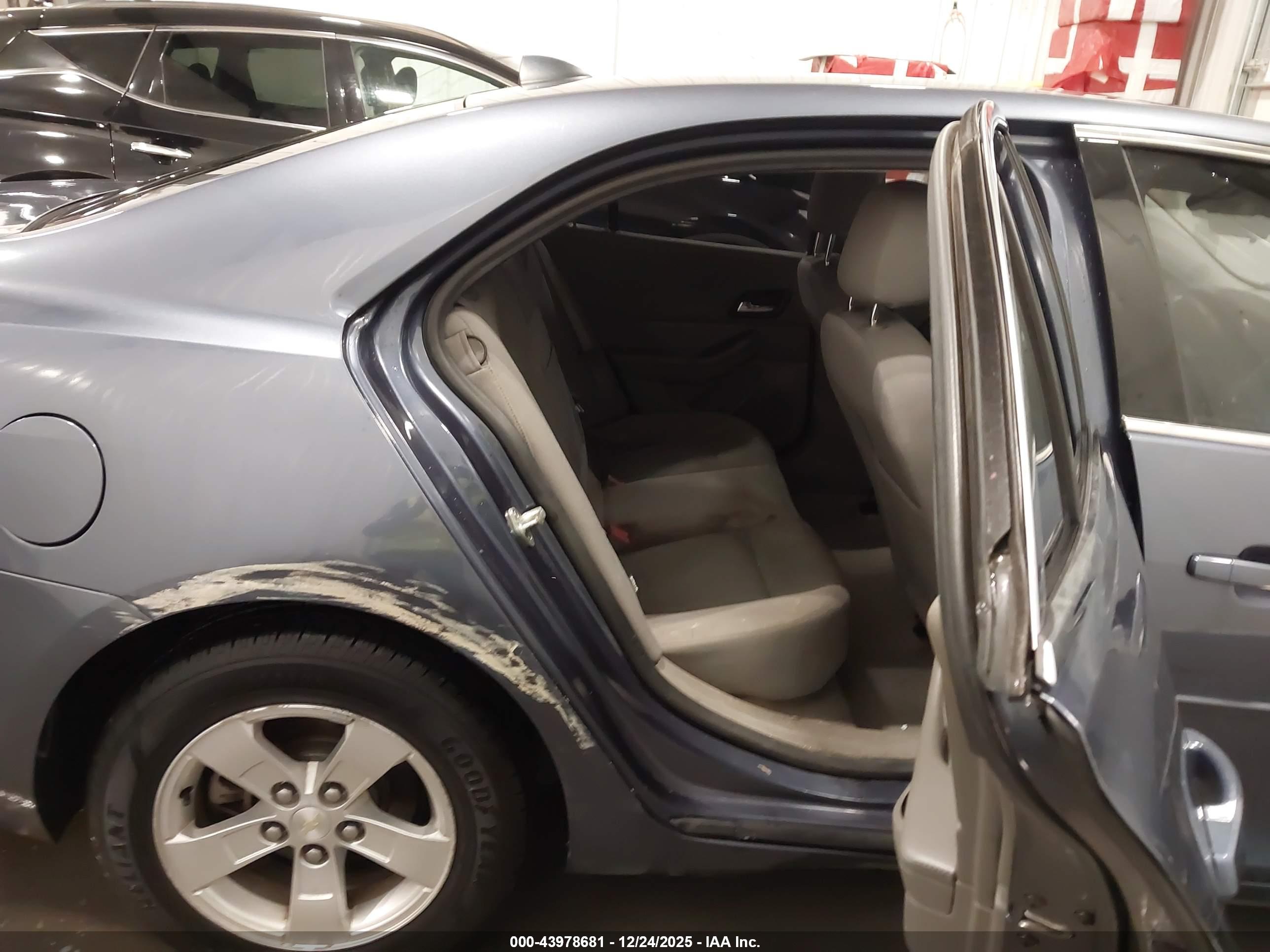 CHEVROLET MALIBU image 8