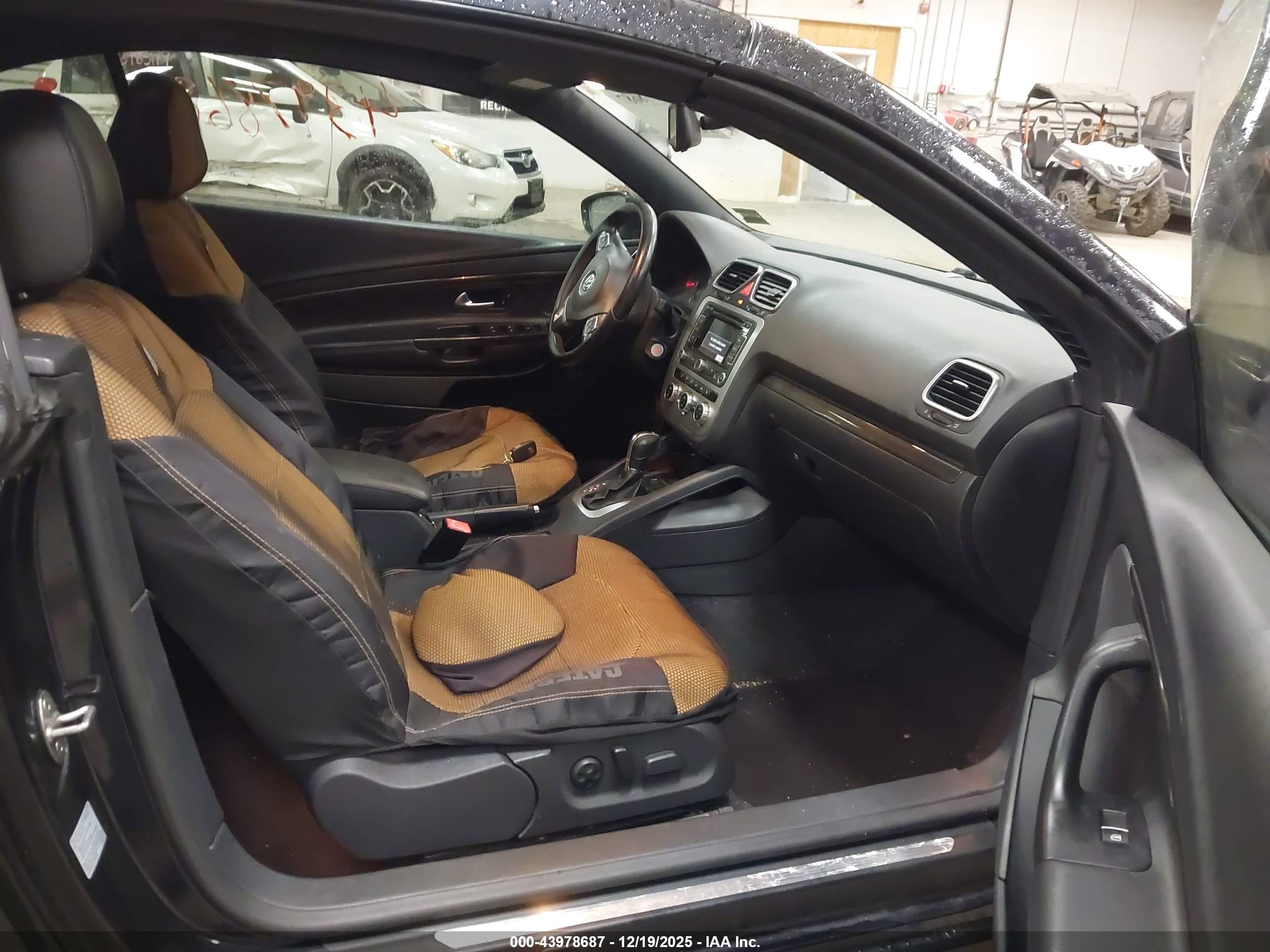 VOLKSWAGEN EOS image 5