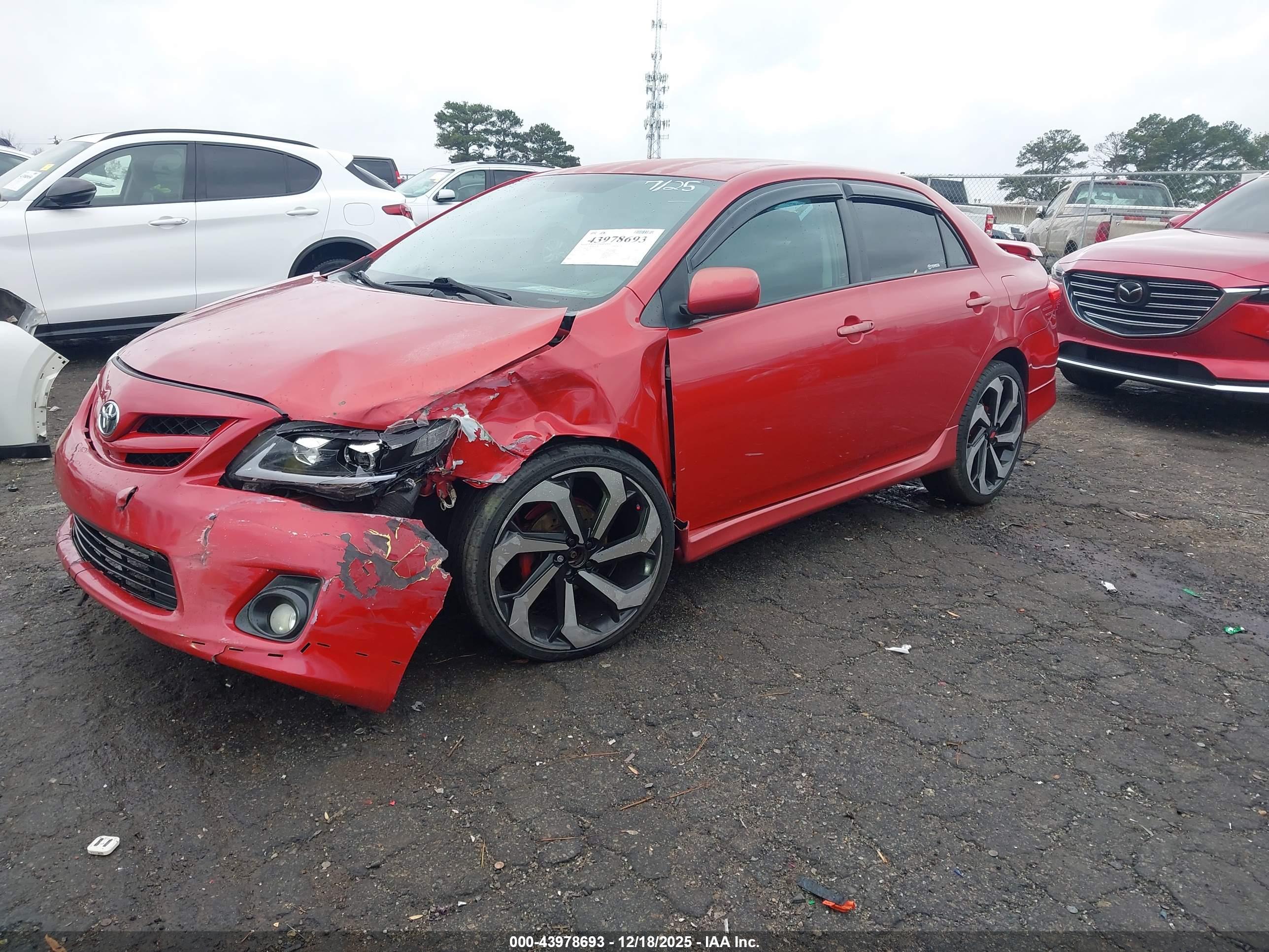 TOYOTA COROLLA image 2