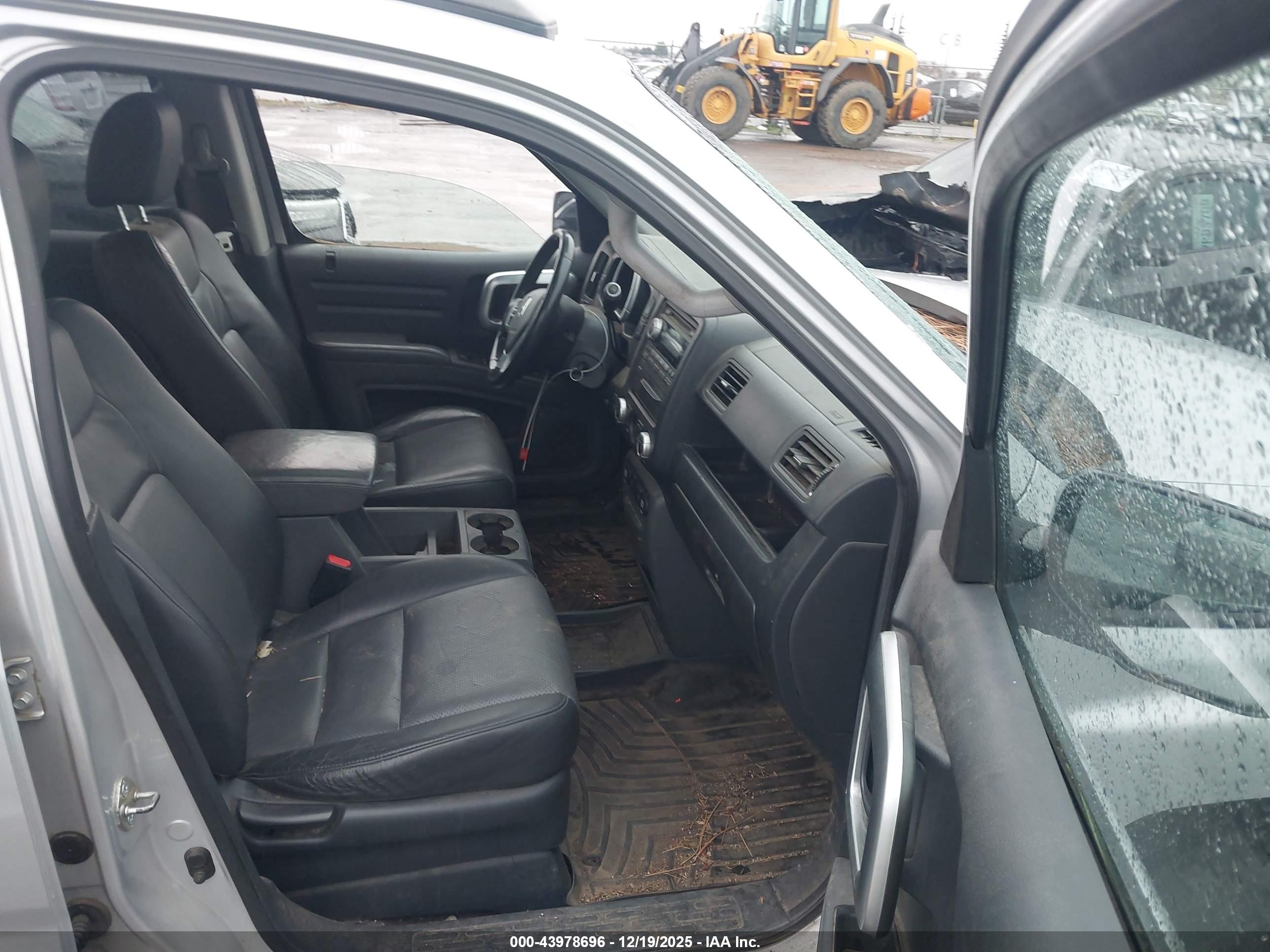 HONDA RIDGELINE image 5