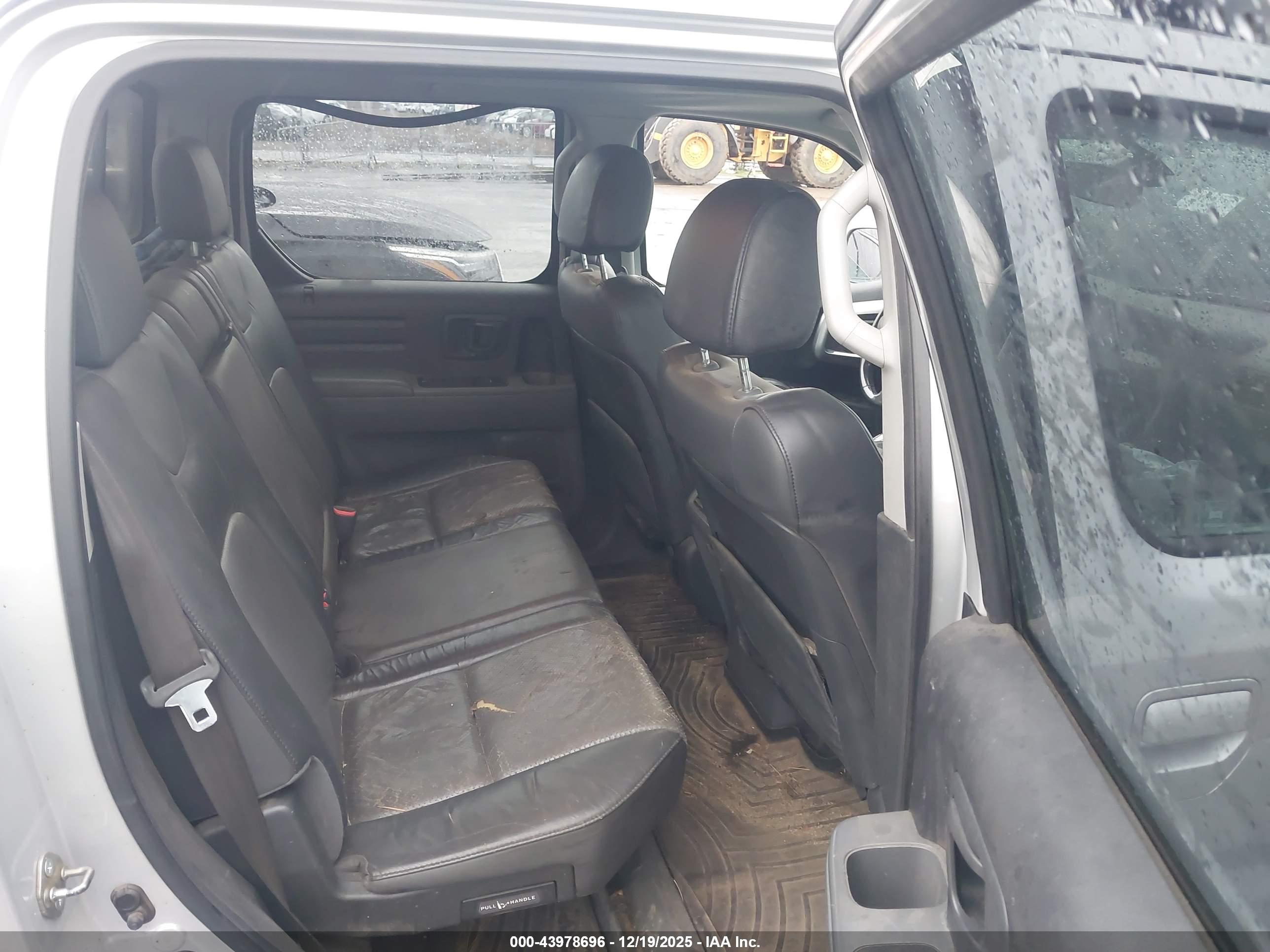 HONDA RIDGELINE image 8