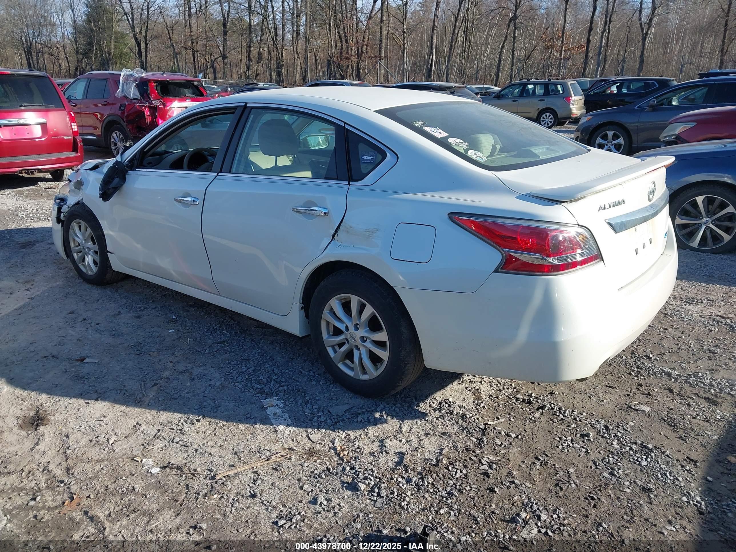 NISSAN ALTIMA image 3