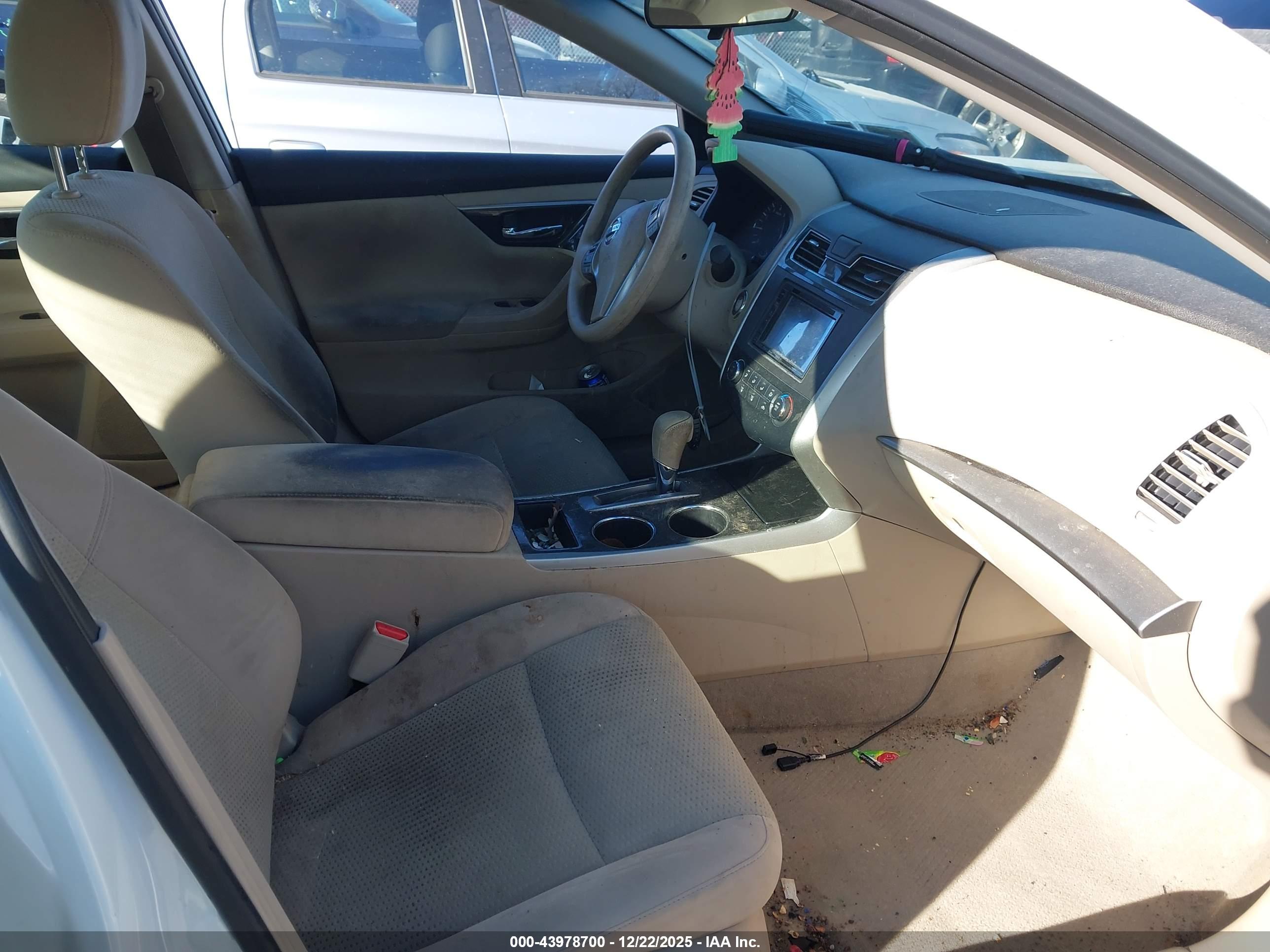 NISSAN ALTIMA image 5