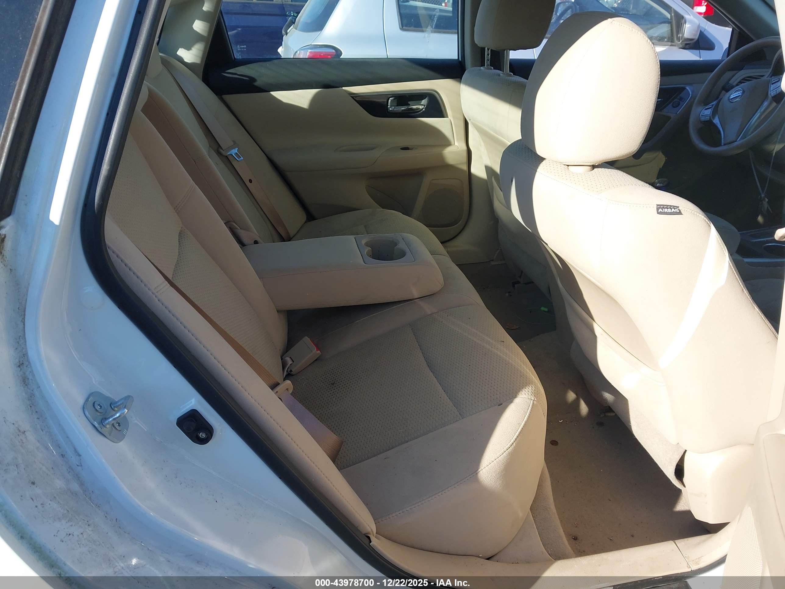 NISSAN ALTIMA image 8