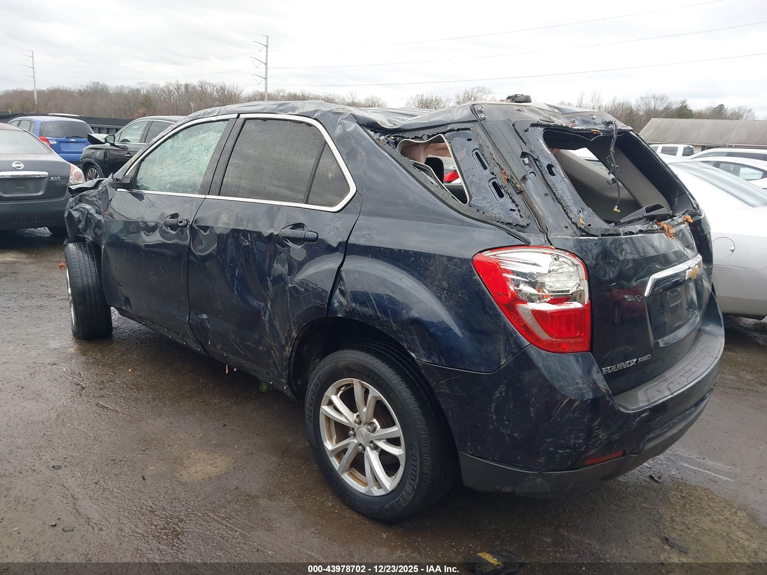 CHEVROLET EQUINOX image 3