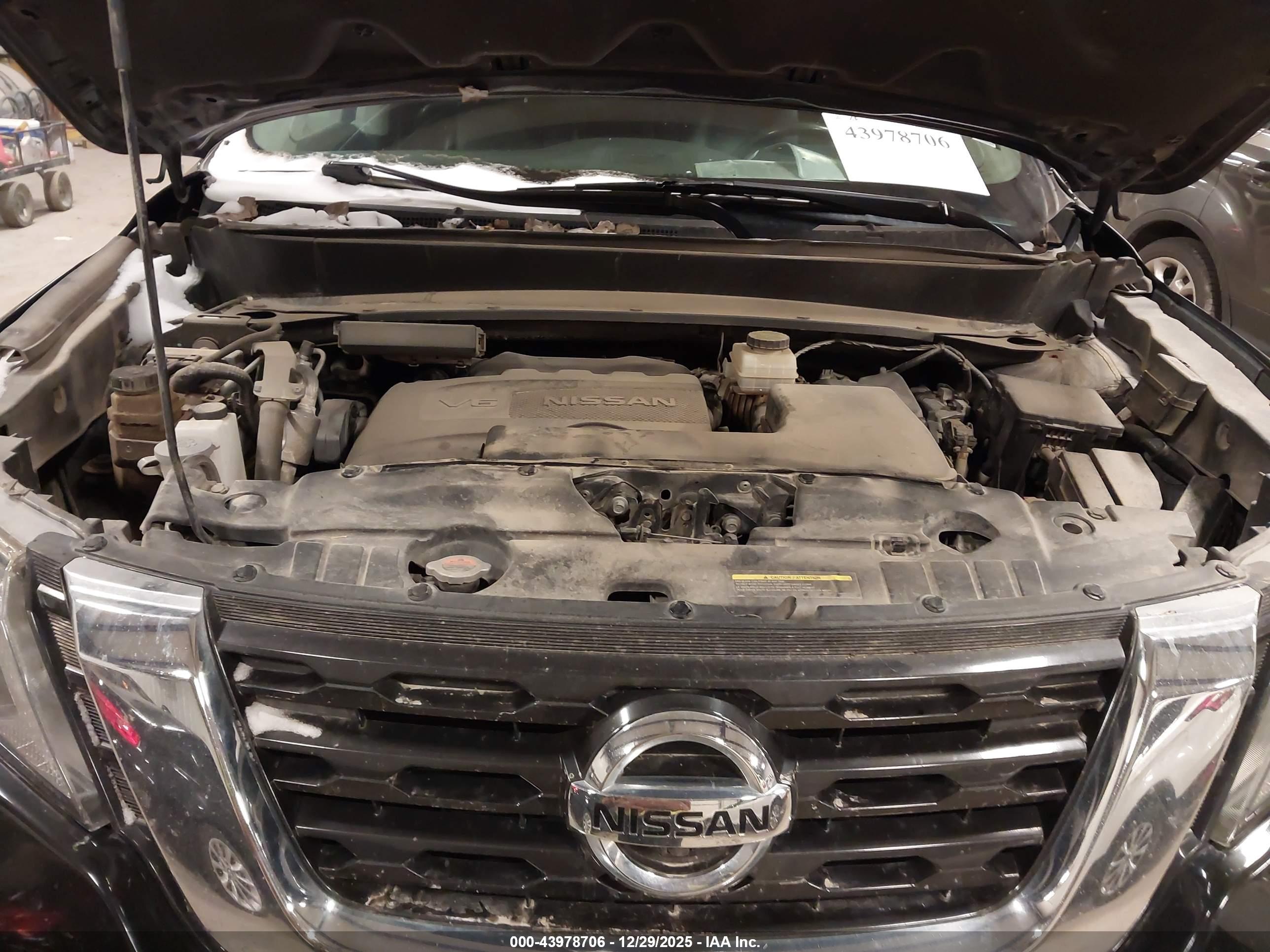 NISSAN PATHFINDER image 10
