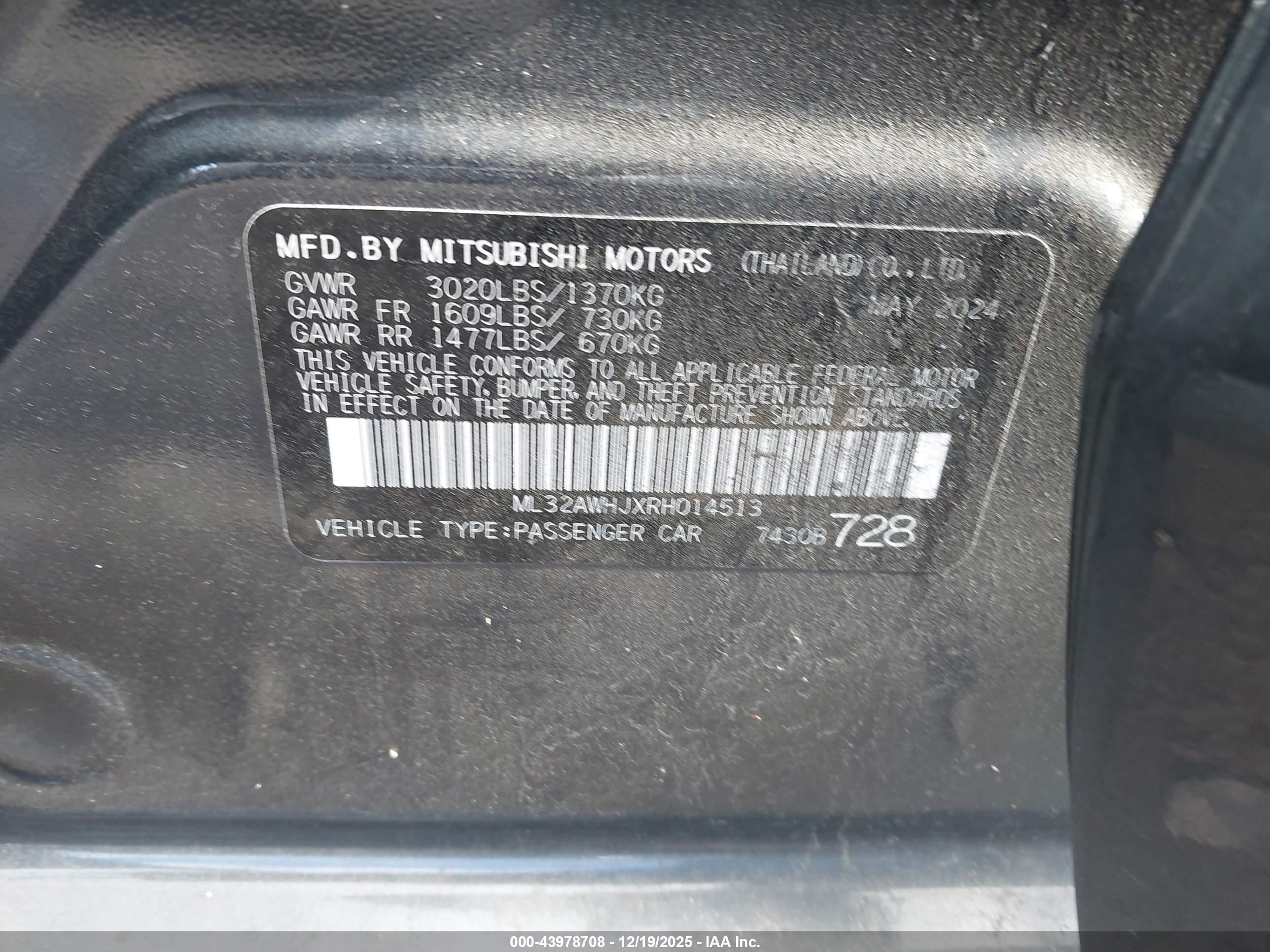 MITSUBISHI MIRAGE image 9