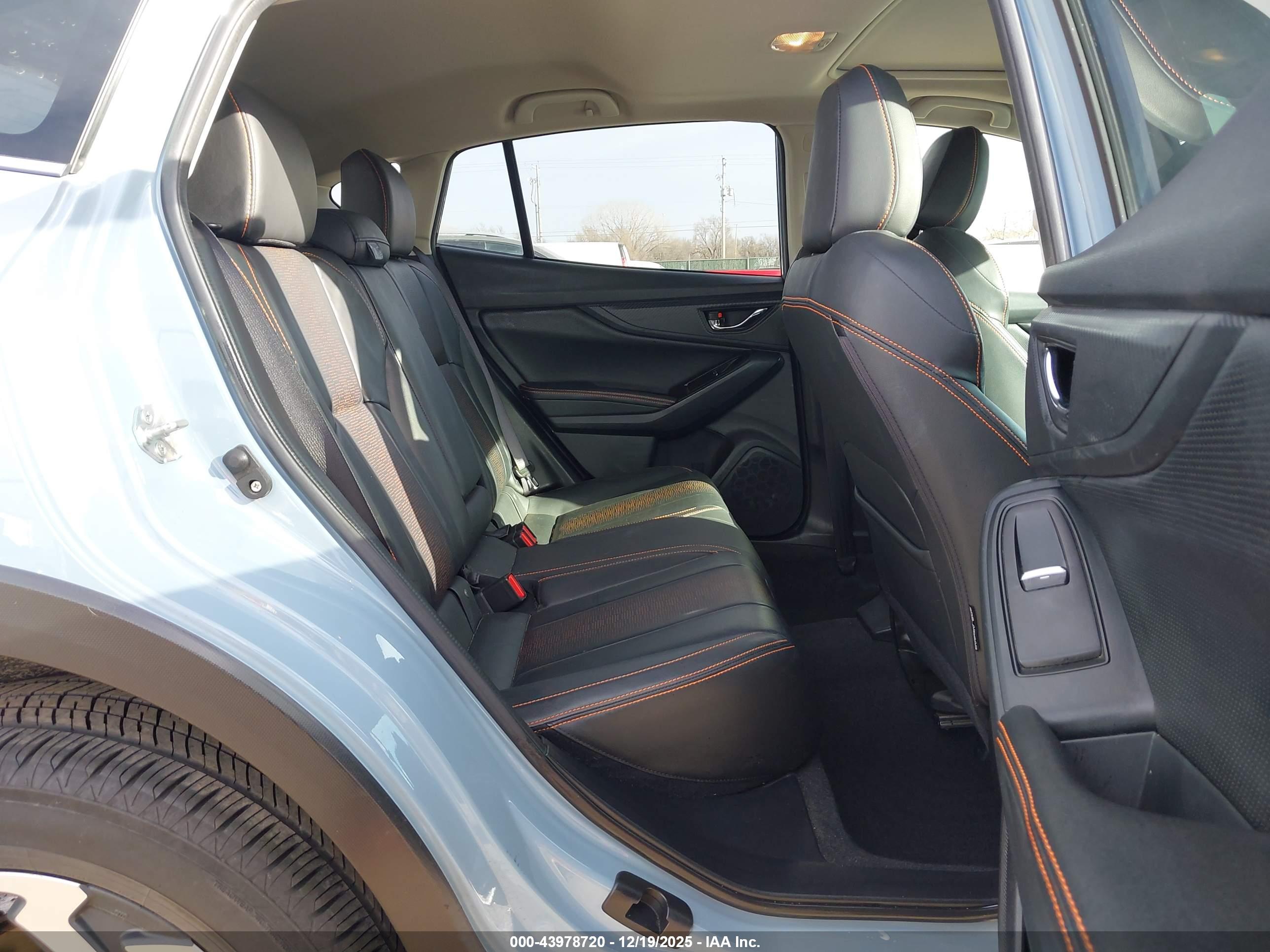SUBARU CROSSTREK image 8
