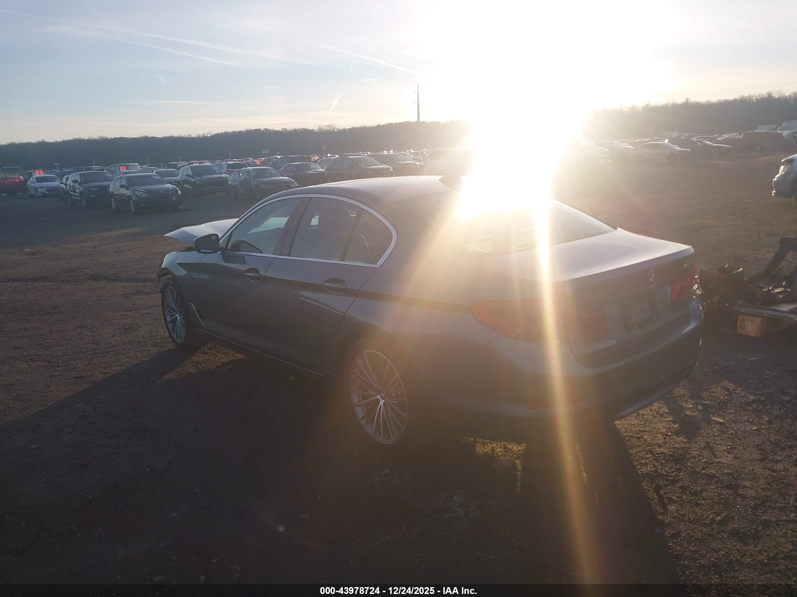 BMW 540I image 3