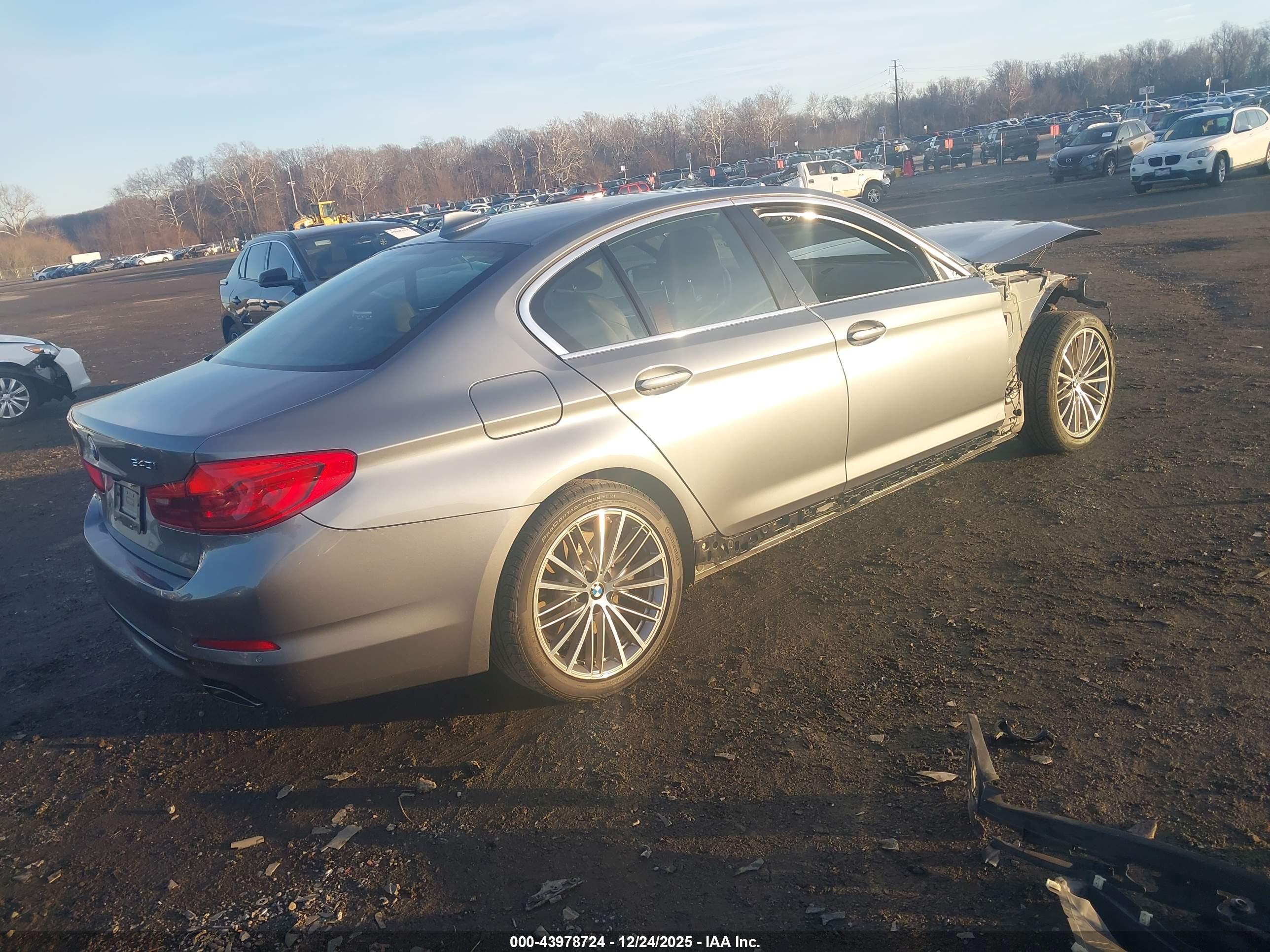 BMW 540I image 4