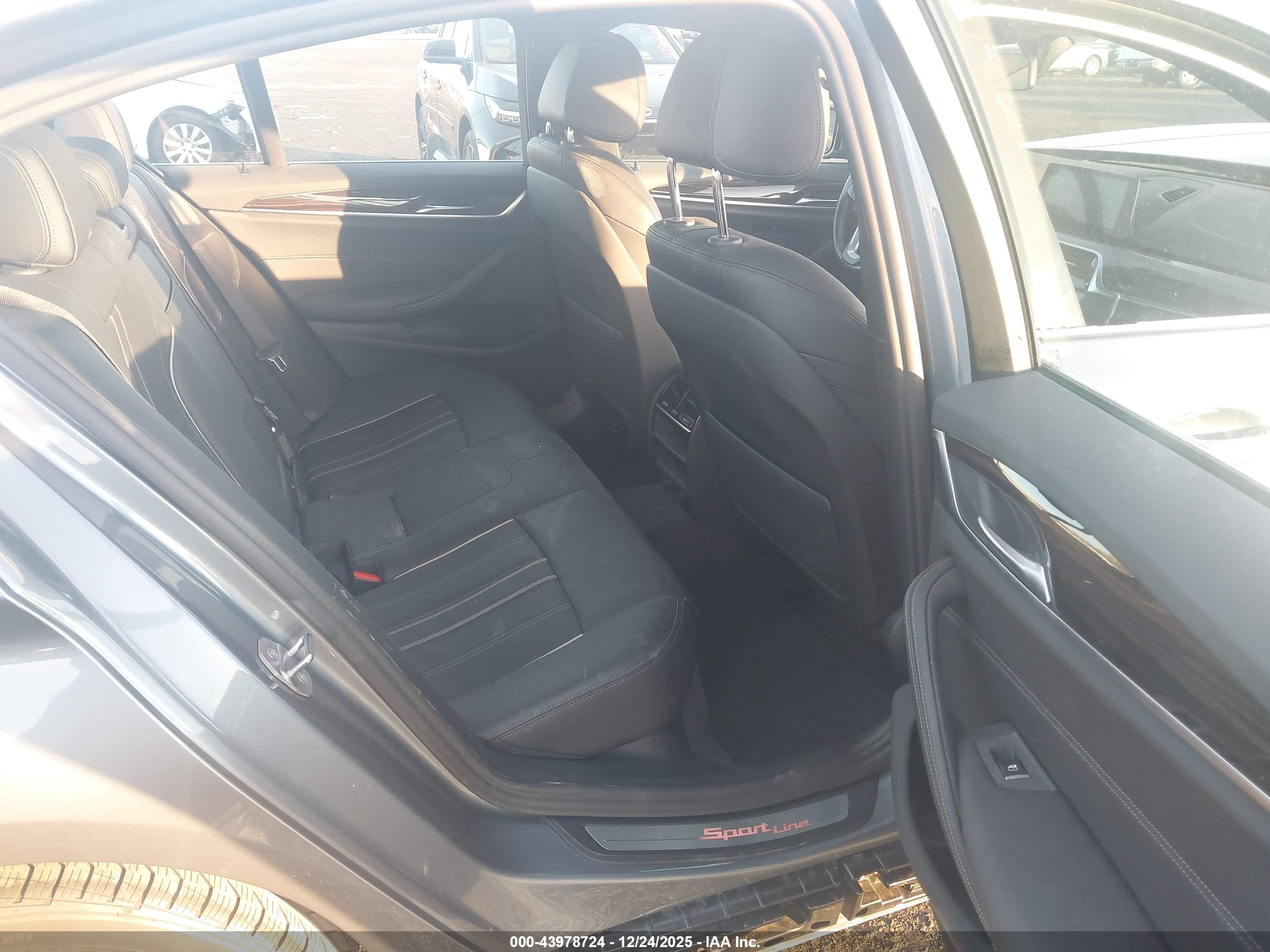BMW 540I image 8