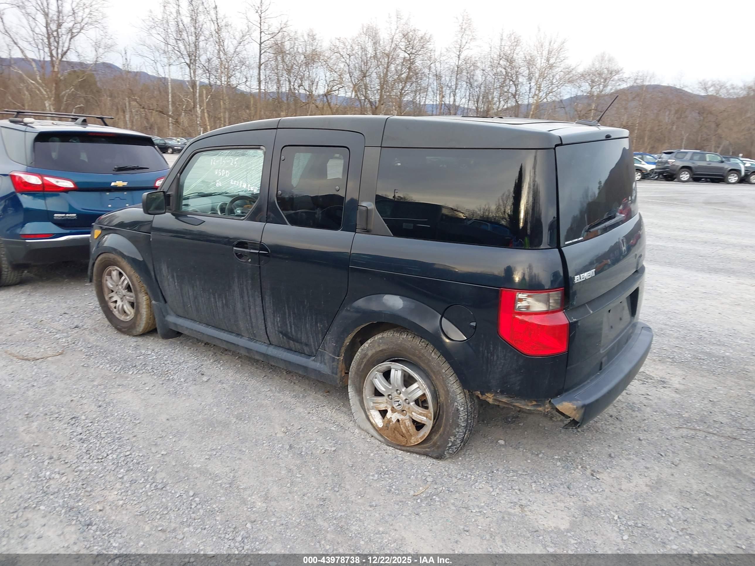 HONDA ELEMENT image 3