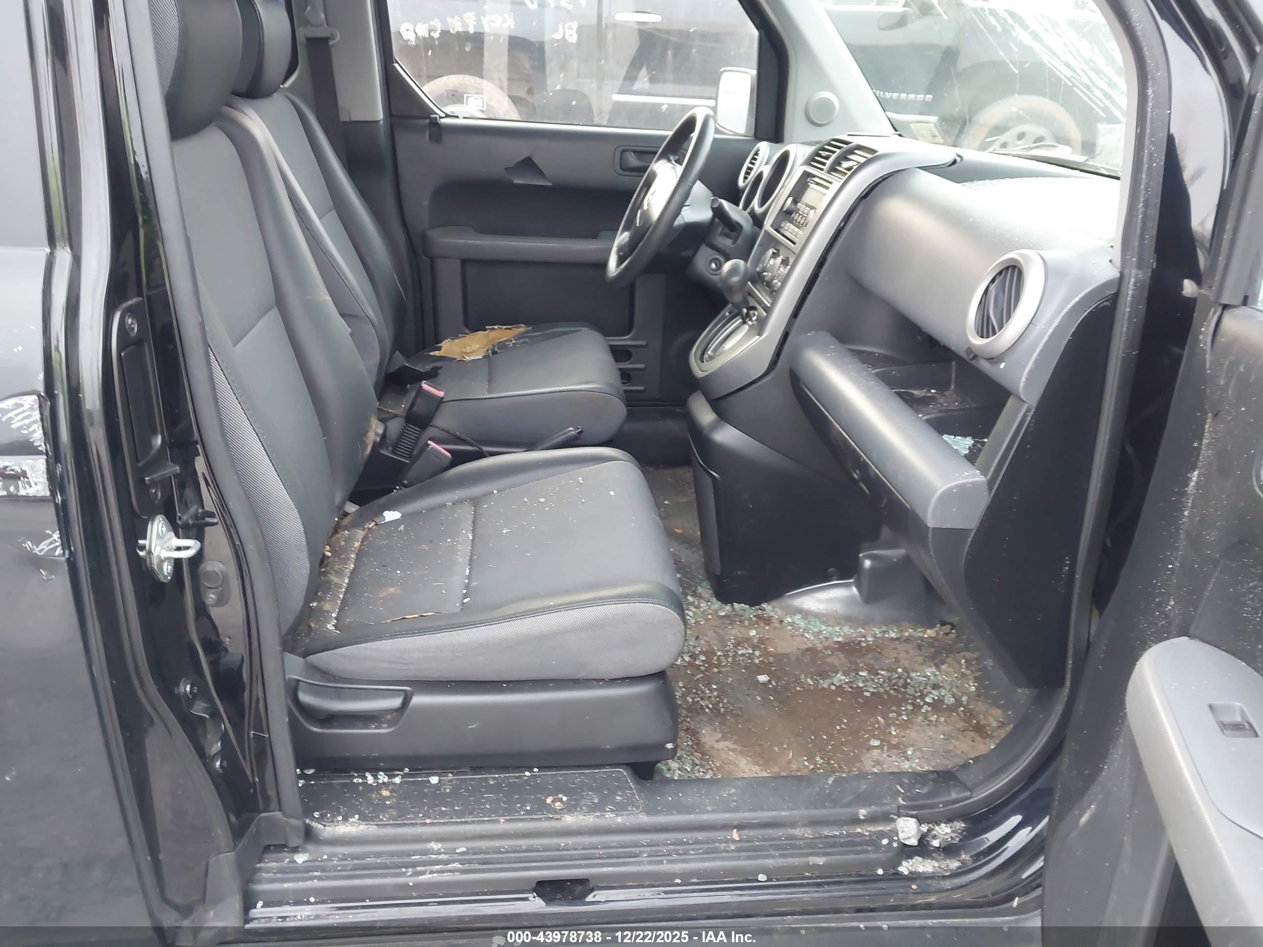 HONDA ELEMENT image 5