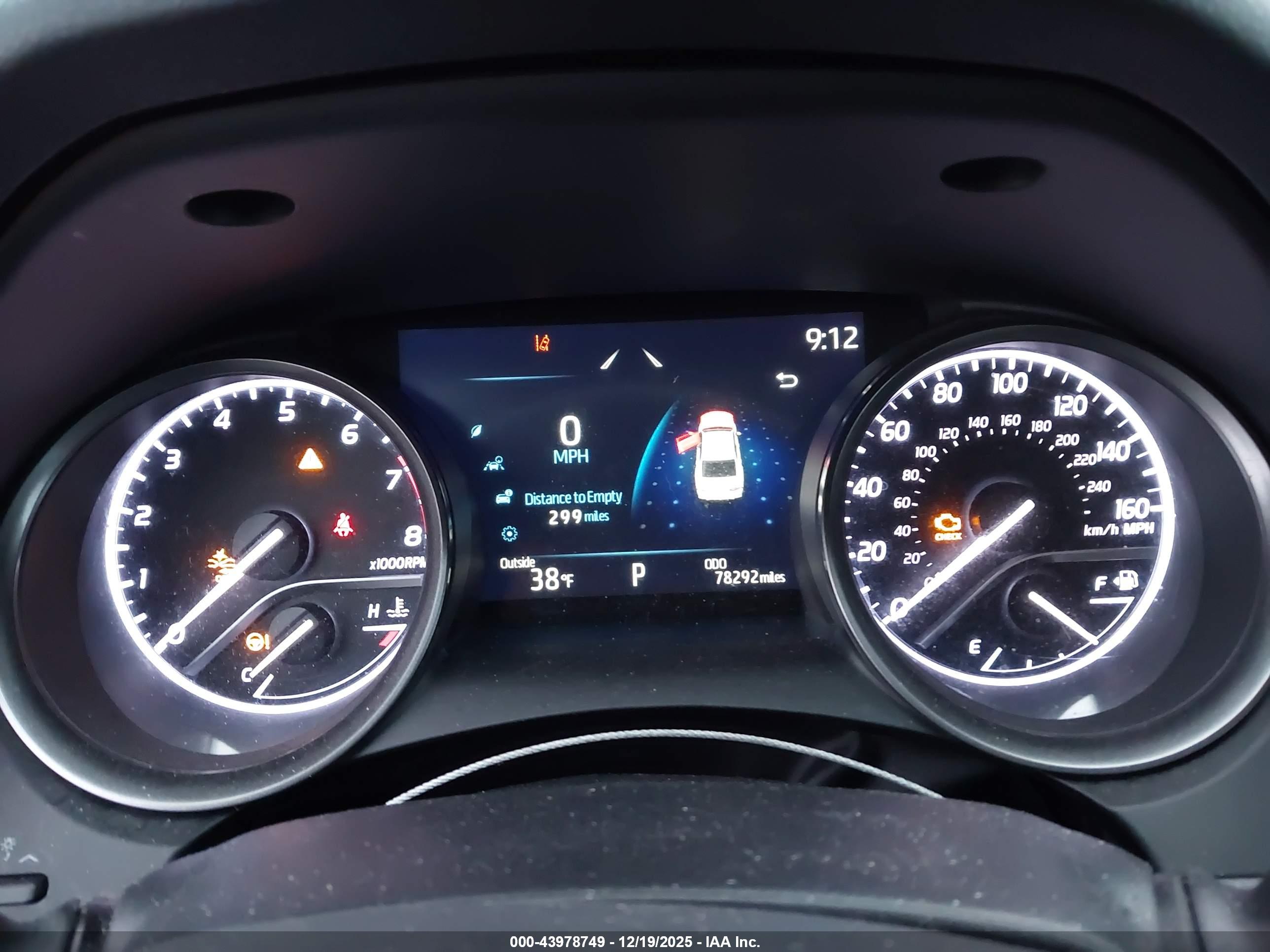 TOYOTA CAMRY image 7