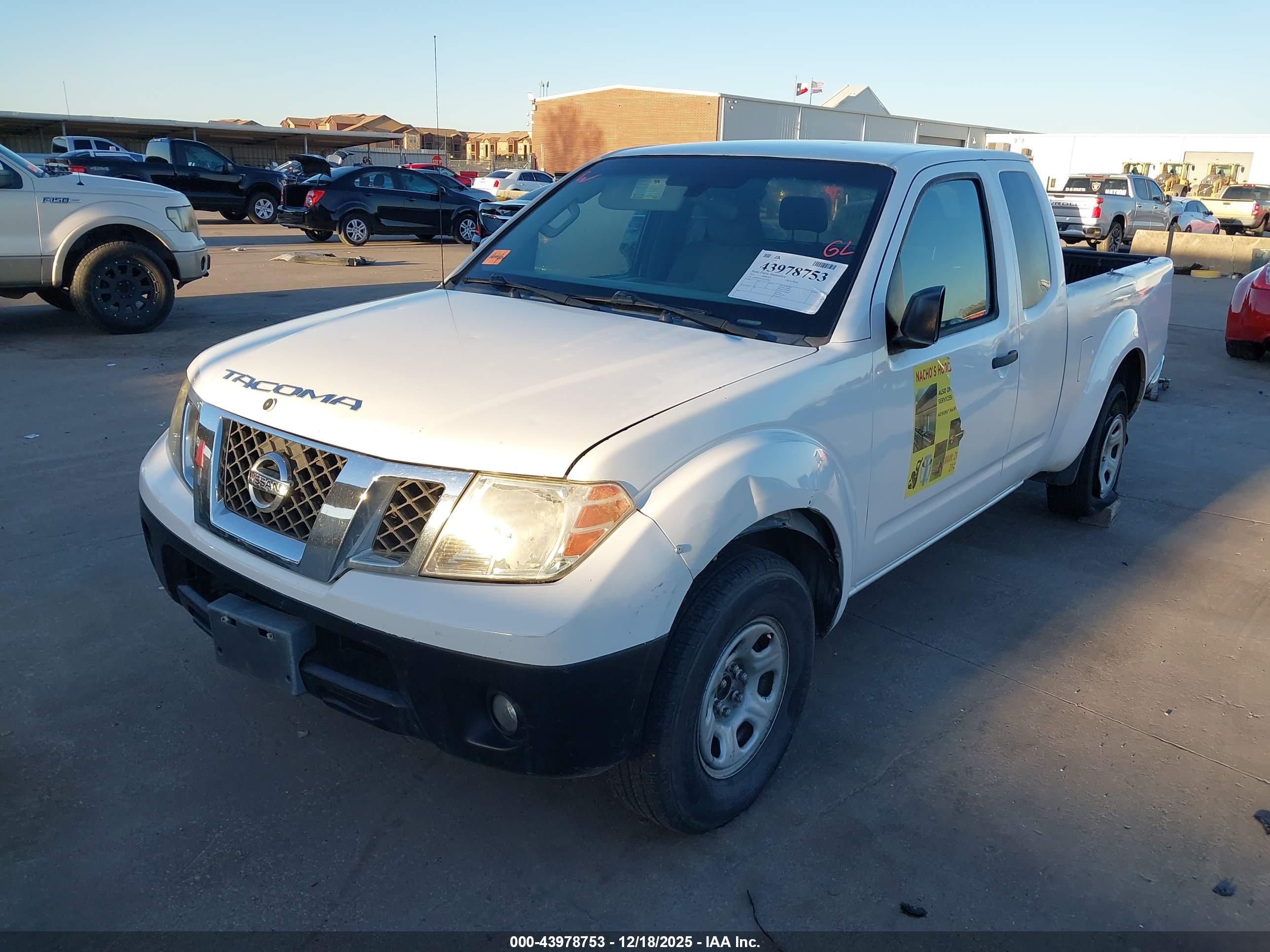 NISSAN FRONTIER image 2