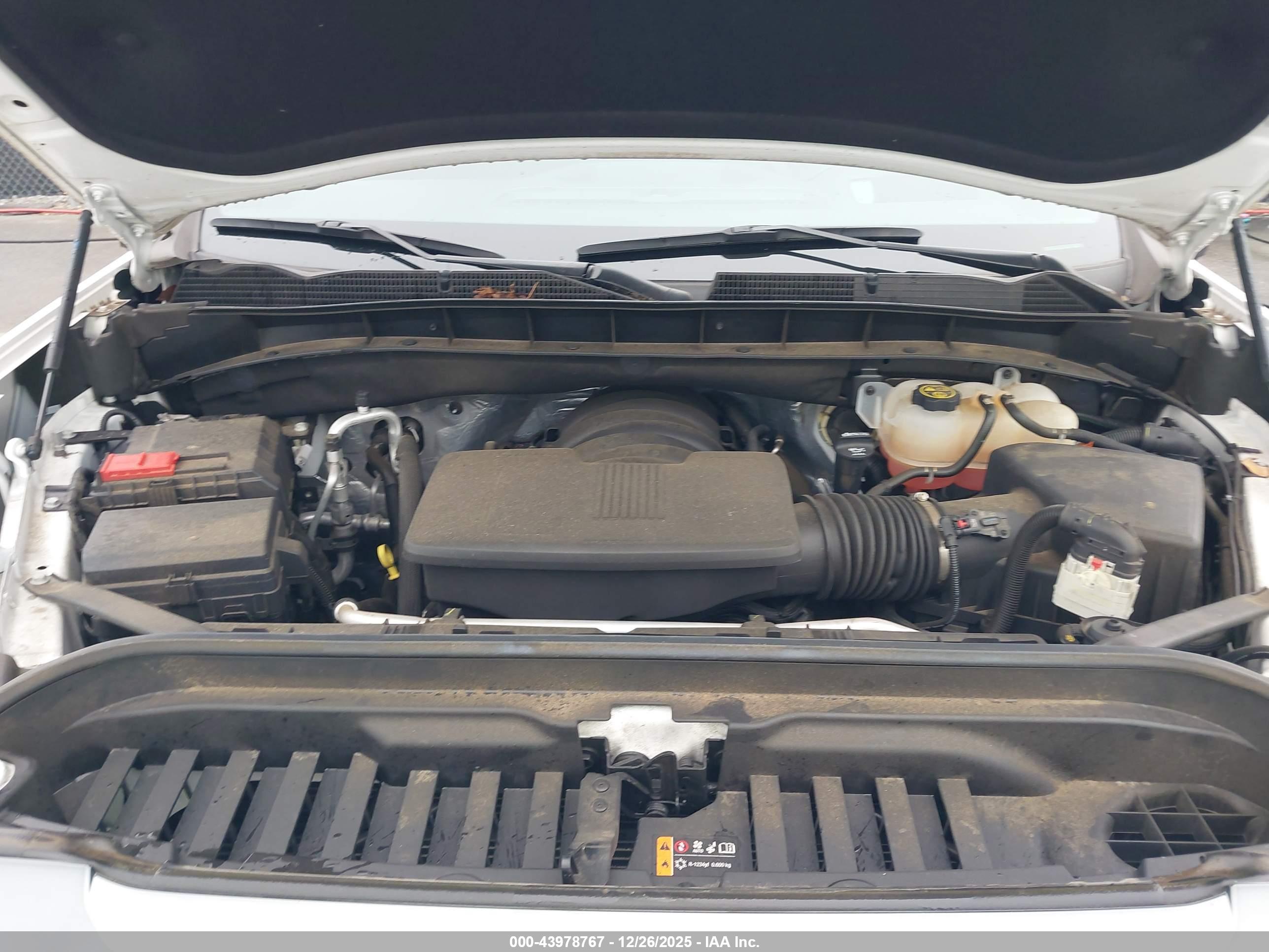 GMC SIERRA image 10