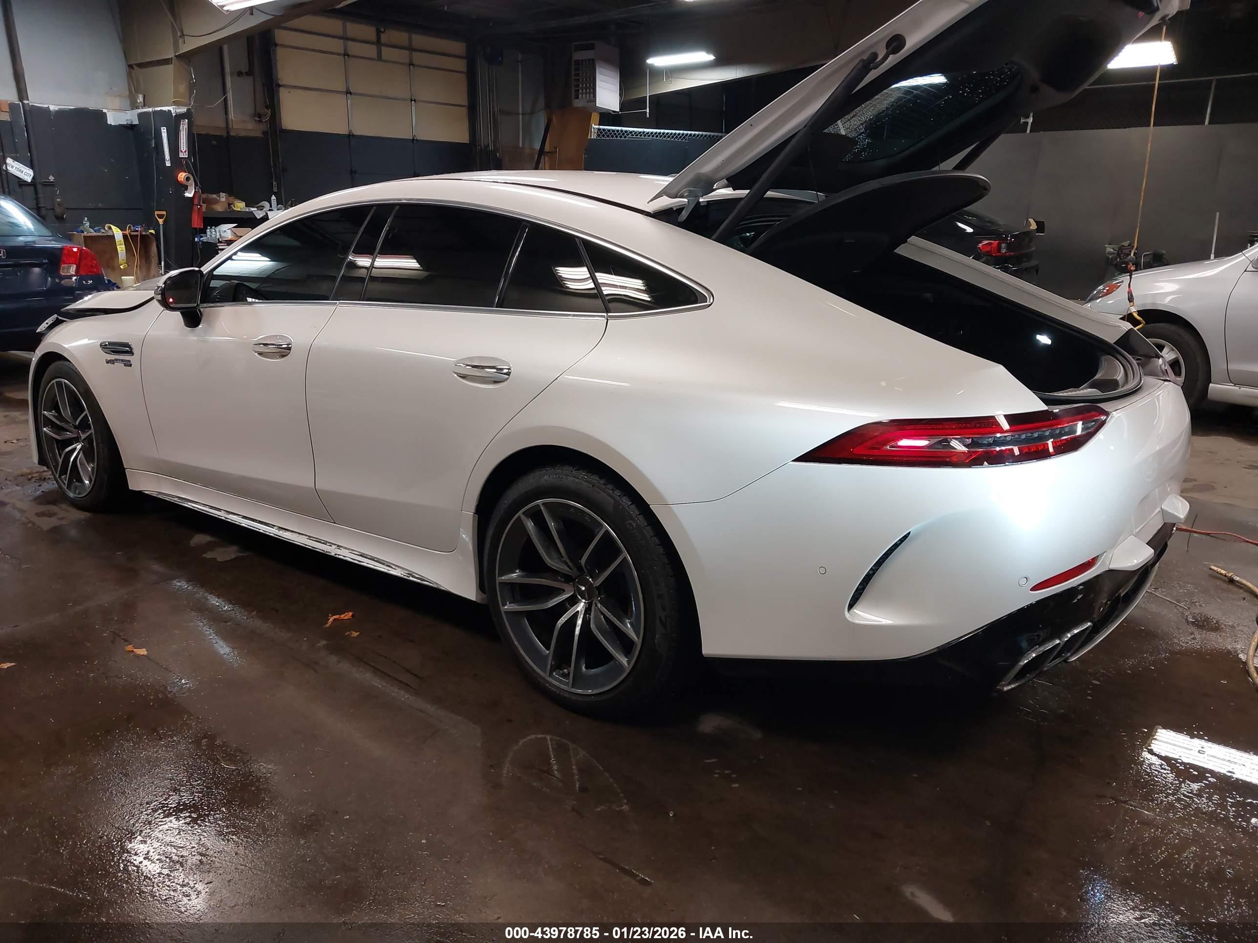 MERCEDES-BENZ AMG image 3