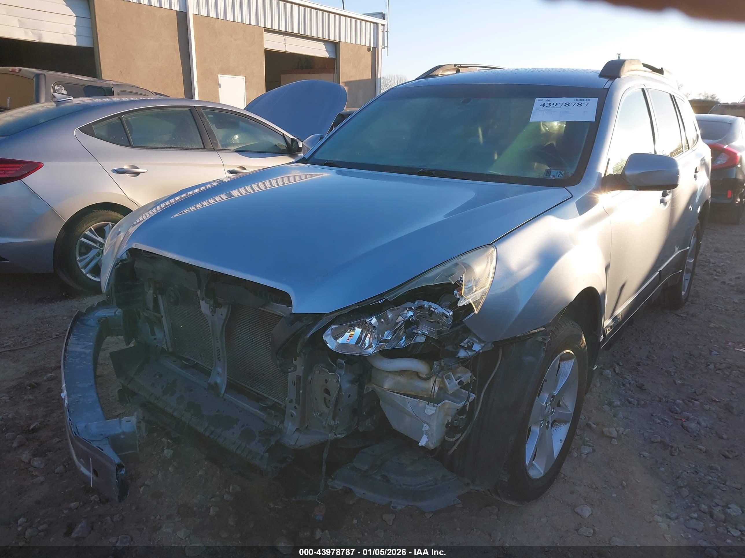 SUBARU OUTBACK image 6