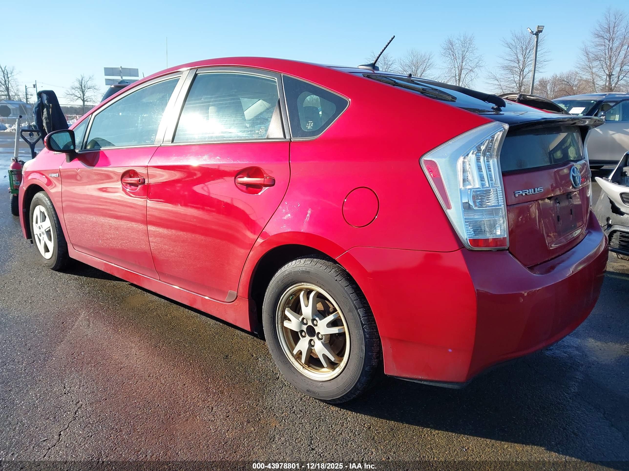 TOYOTA PRIUS image 3