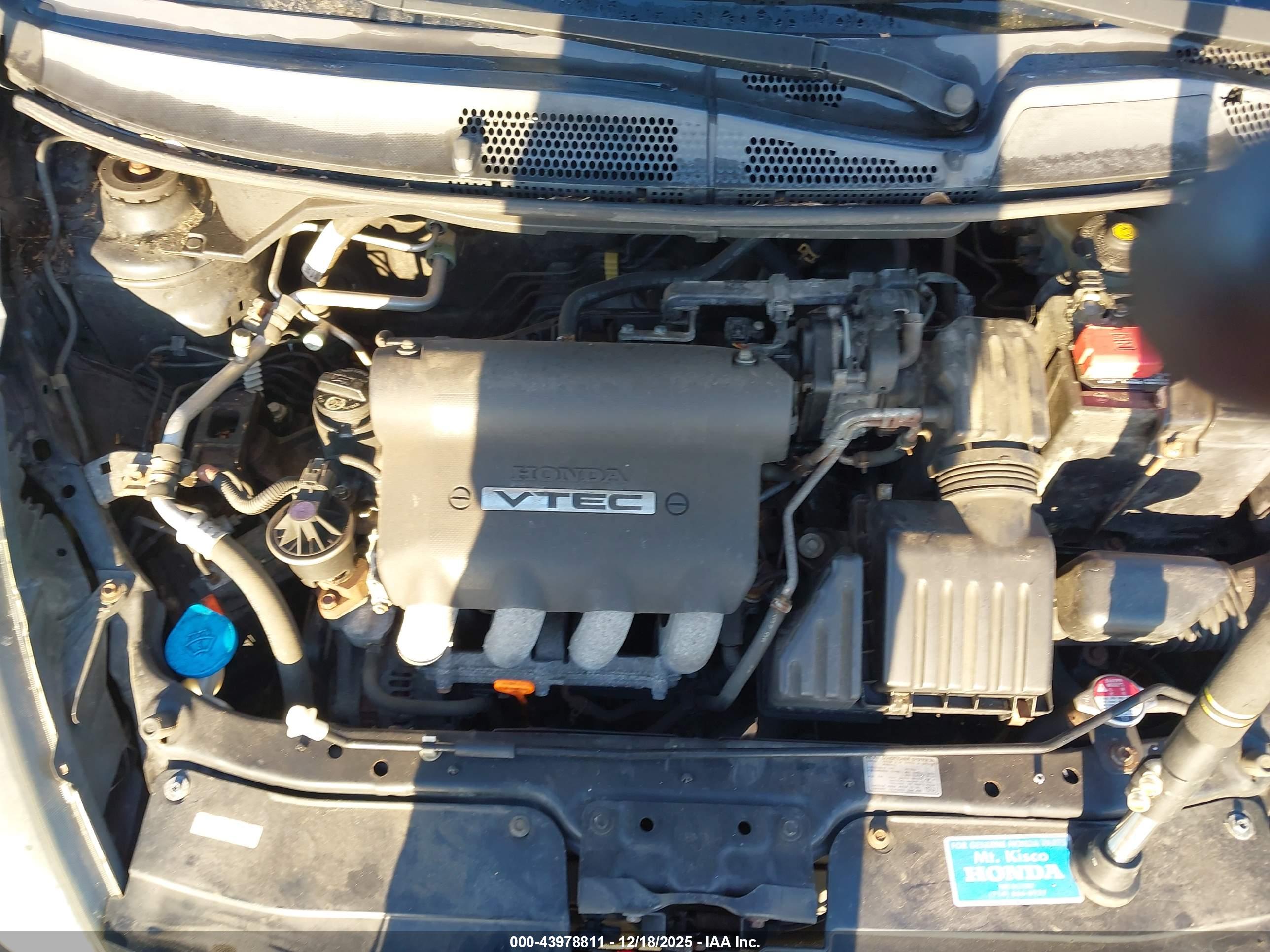 HONDA FIT image 10