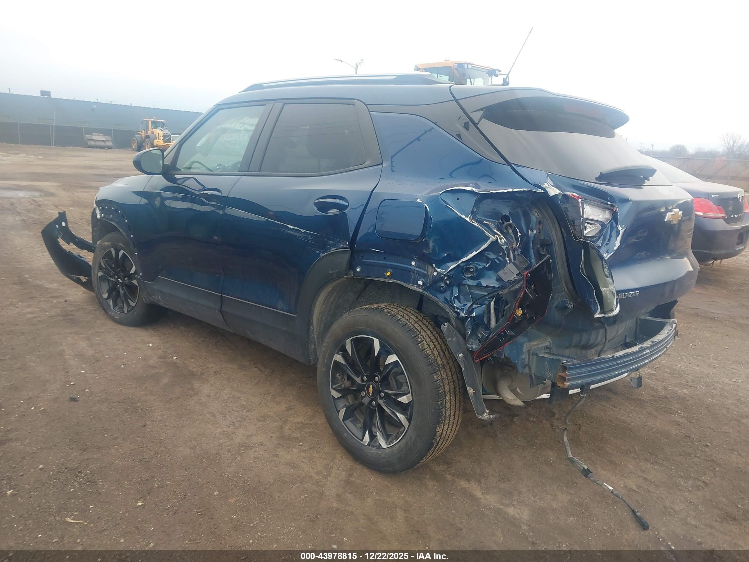 CHEVROLET TRAILBLAZER image 3