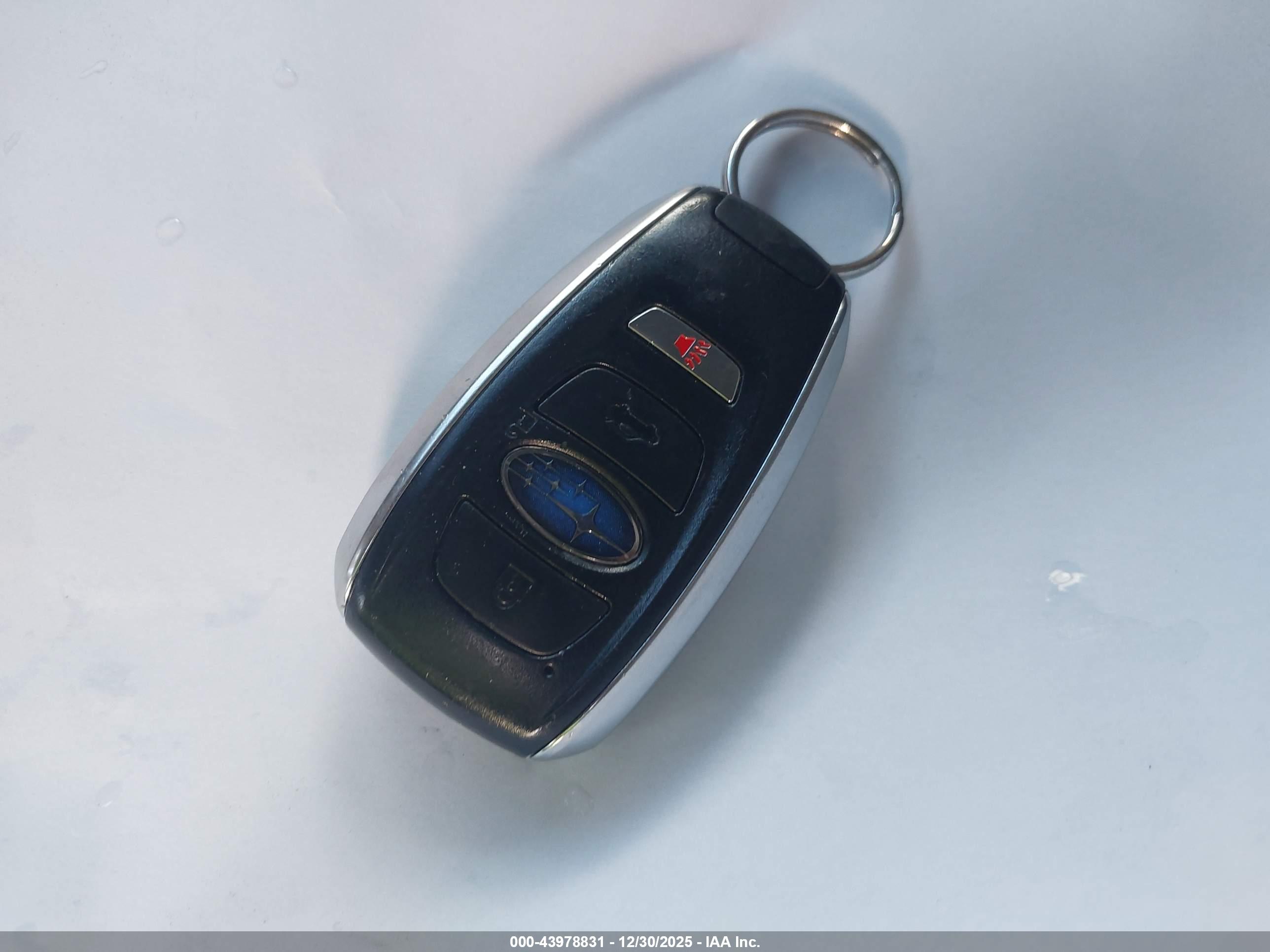 SUBARU OUTBACK image 11