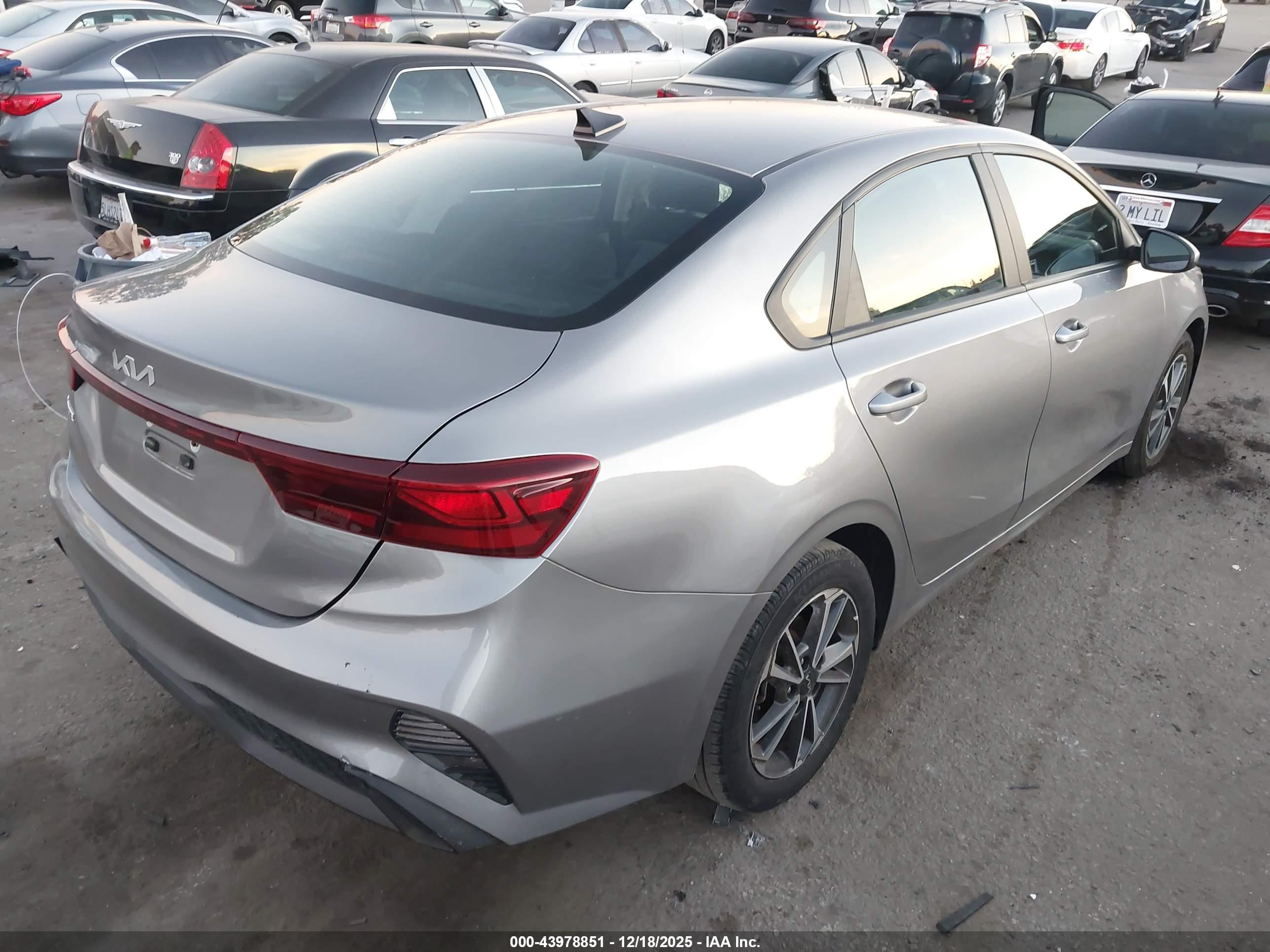 KIA FORTE image 4