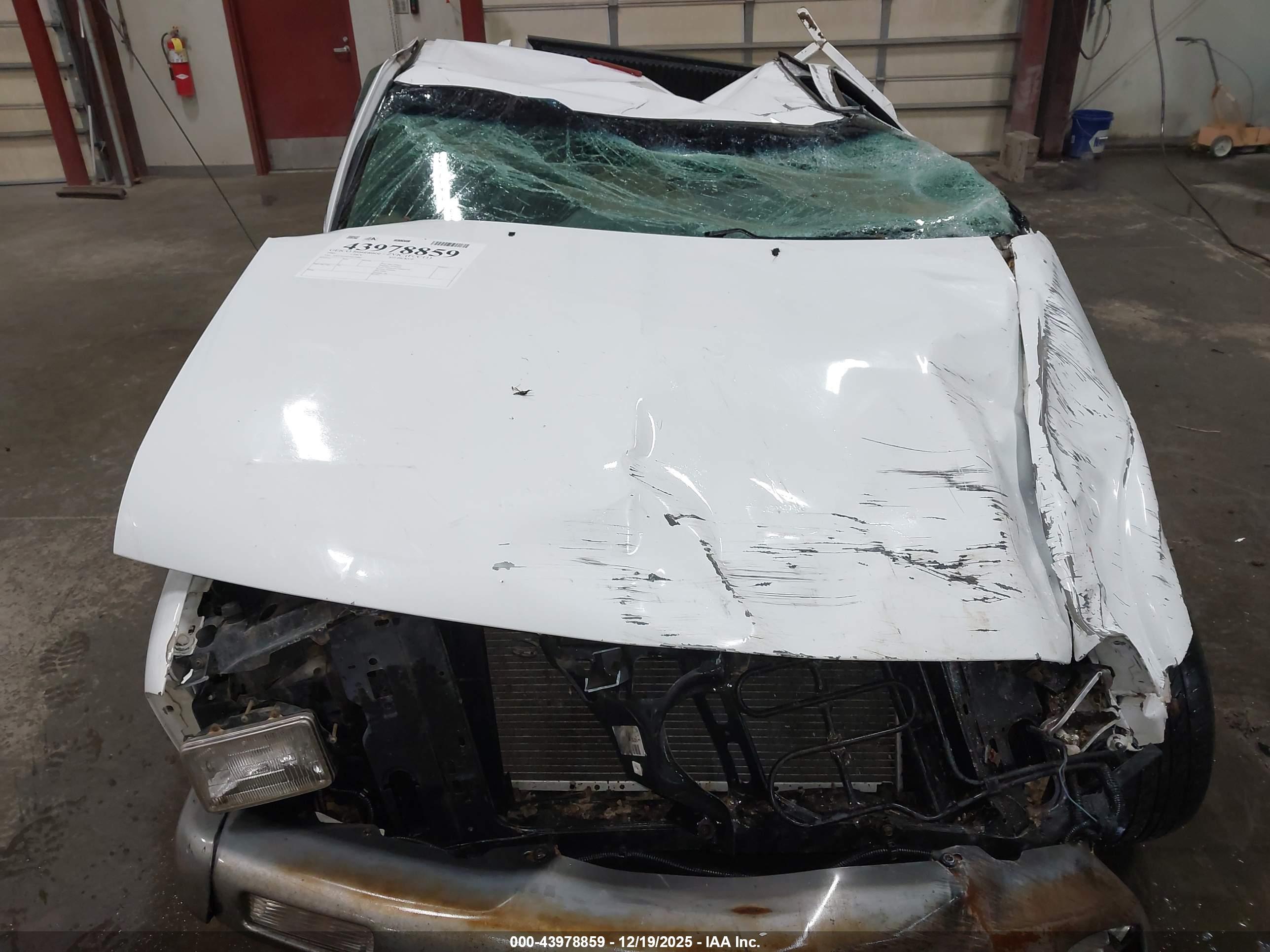 CHEVROLET S image 10