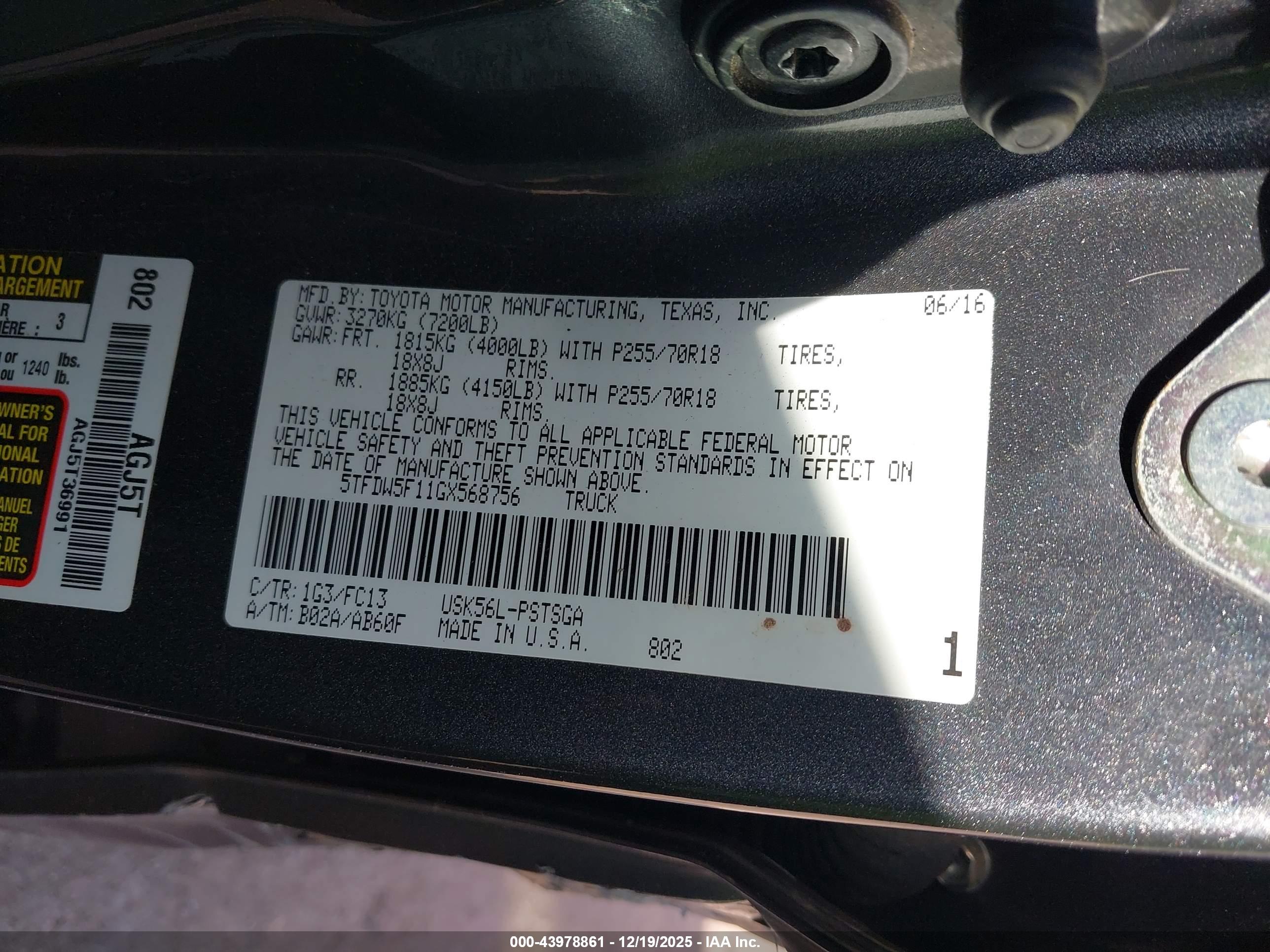TOYOTA TUNDRA image 9