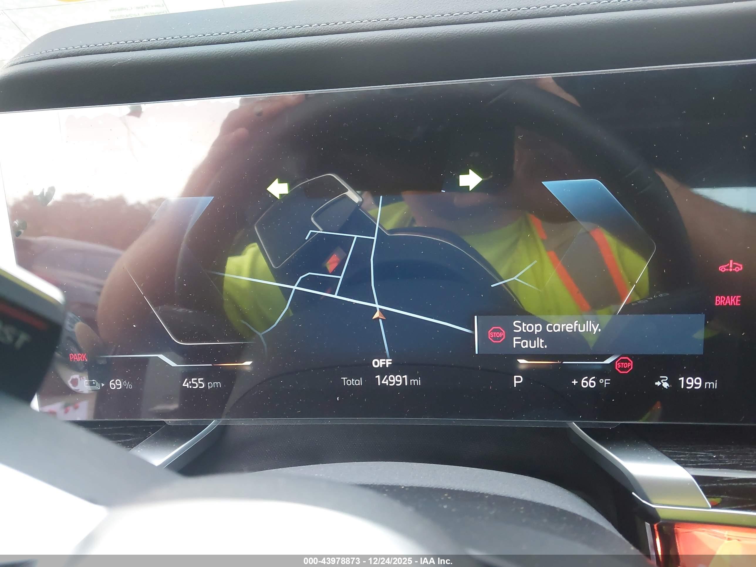 BMW I7 image 7