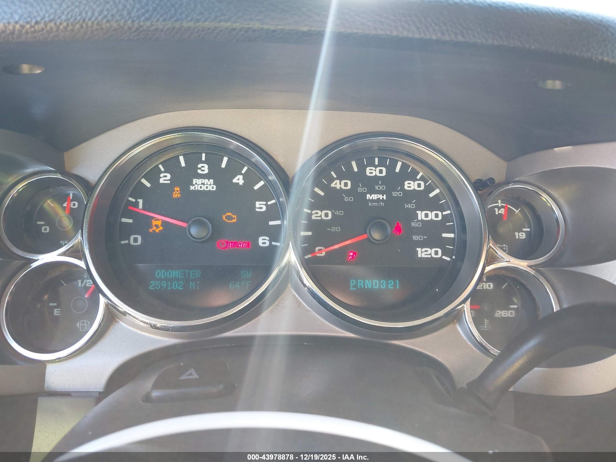 GMC SIERRA image 7